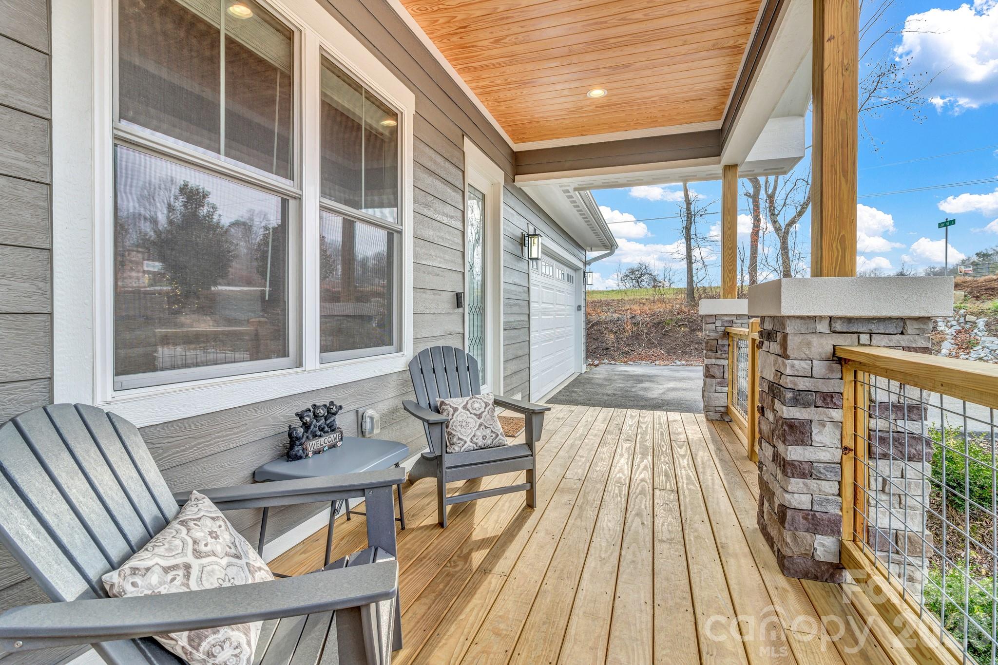14 Cider Hill Lane — Hendersonville