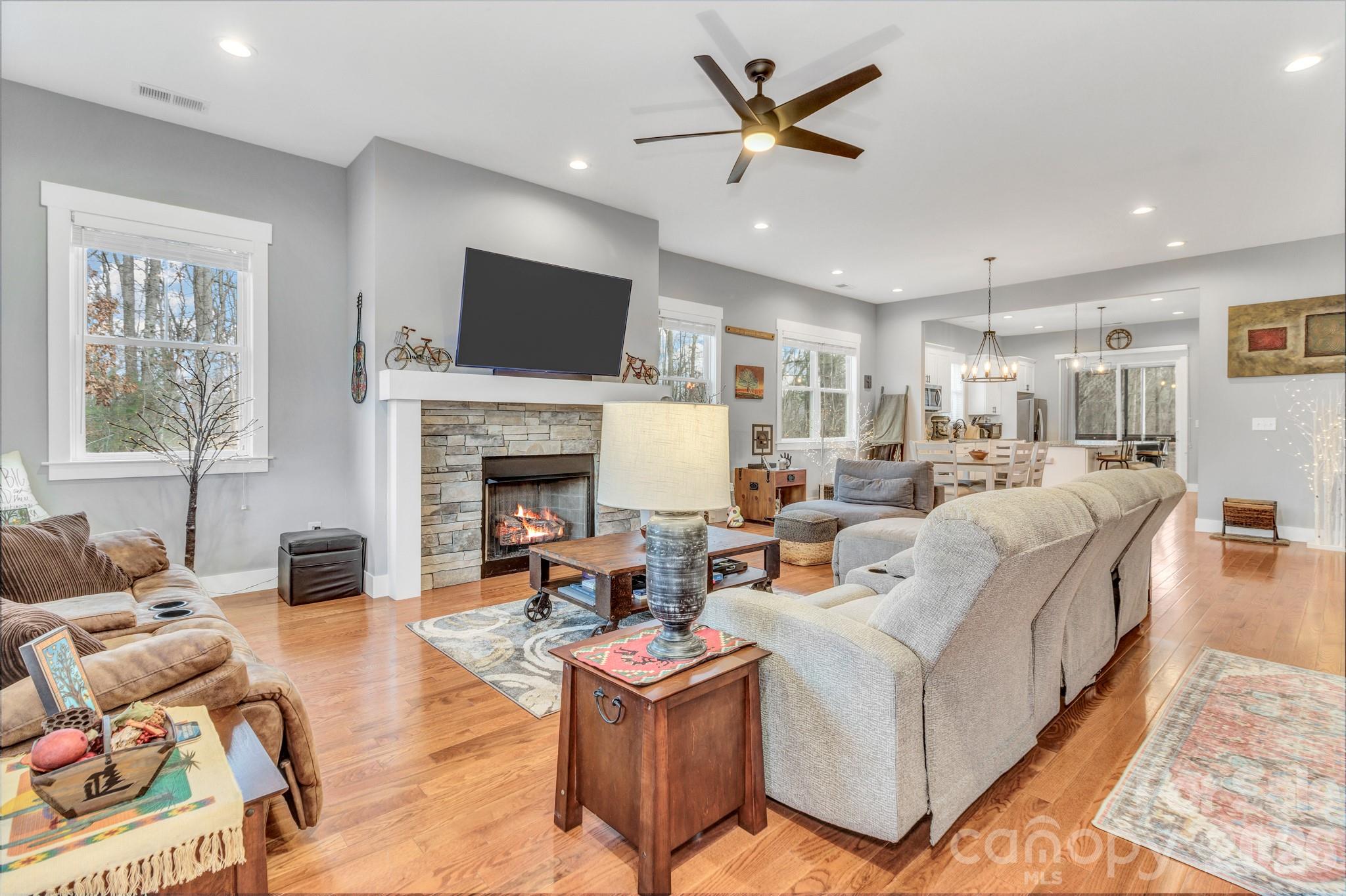 14 Cider Hill Lane — Hendersonville