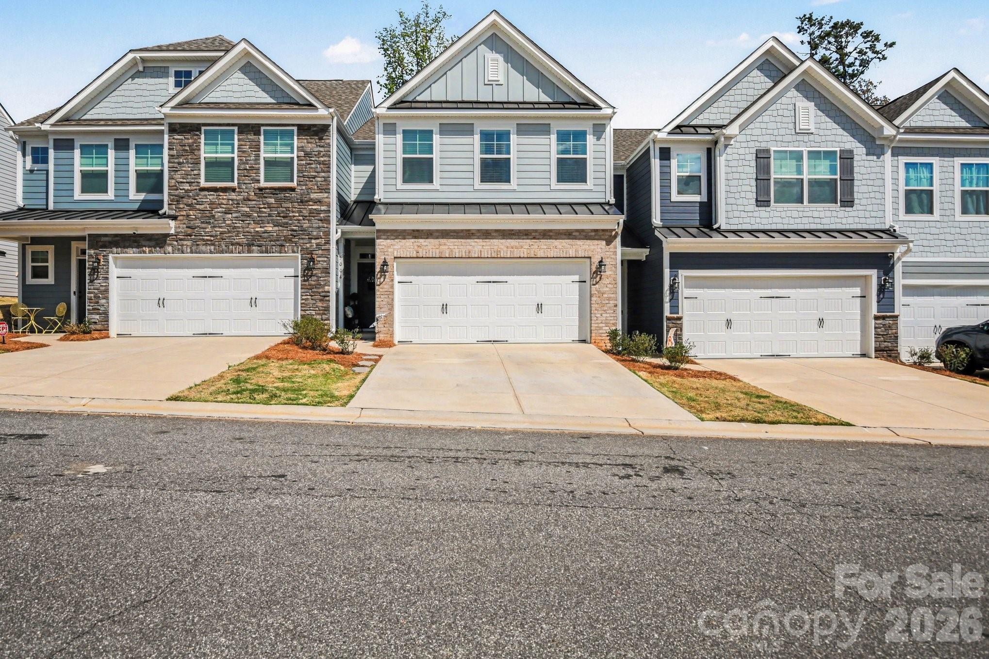 5004 Moonlight Ridge Drive — Greensboro