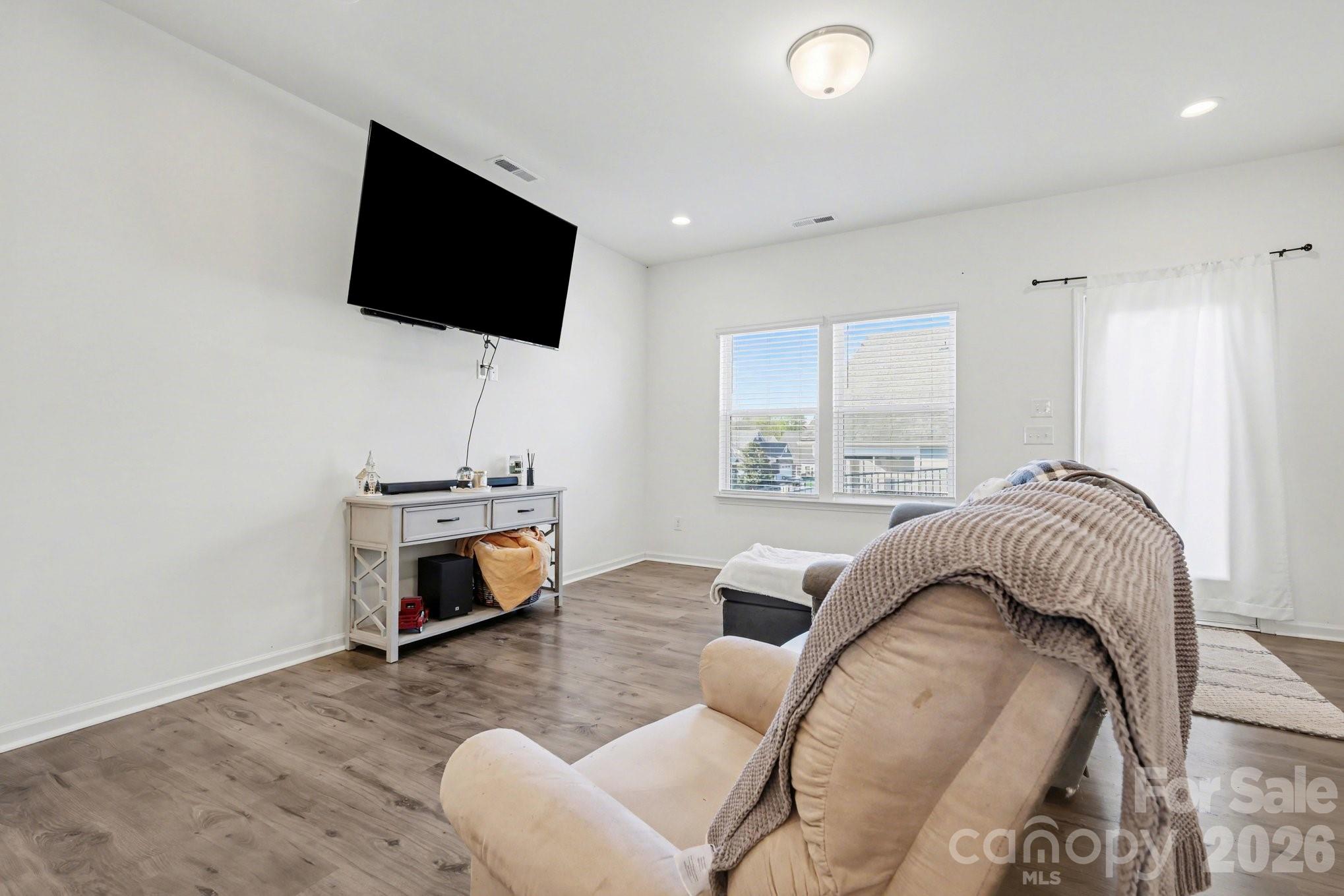 60103 Blue Bird Lane — Lancaster