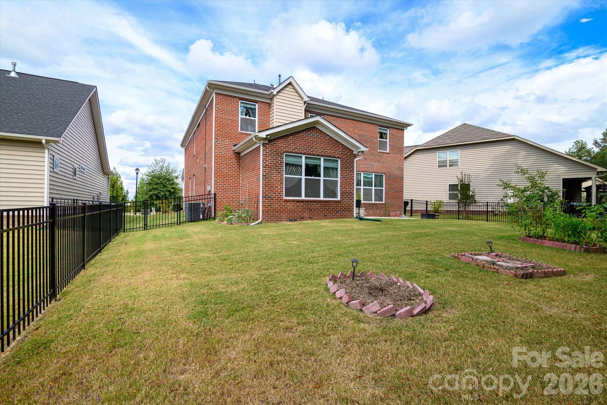 318 Willow Tree Drive — Rock Hill