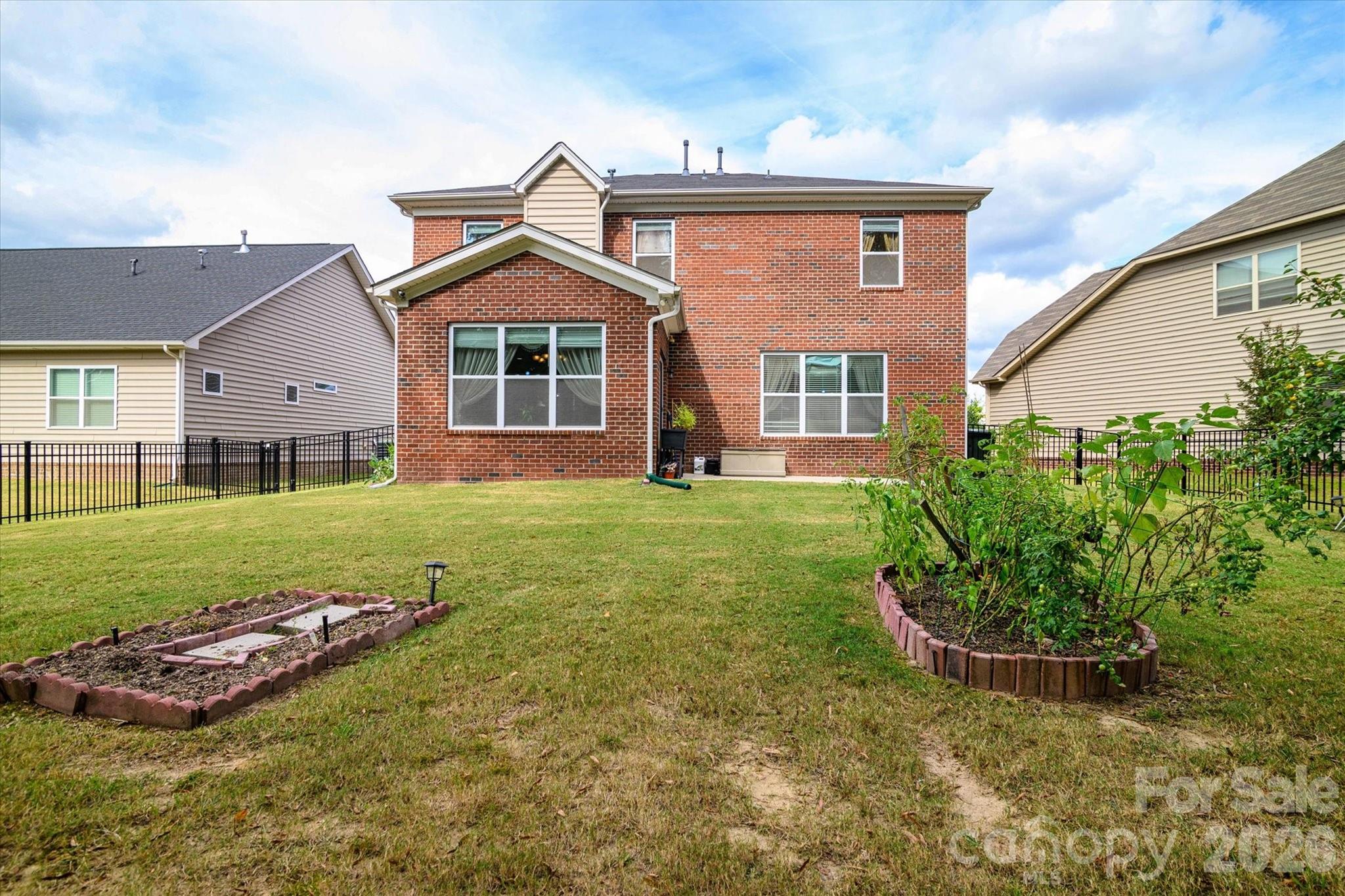 318 Willow Tree Drive — Rock Hill