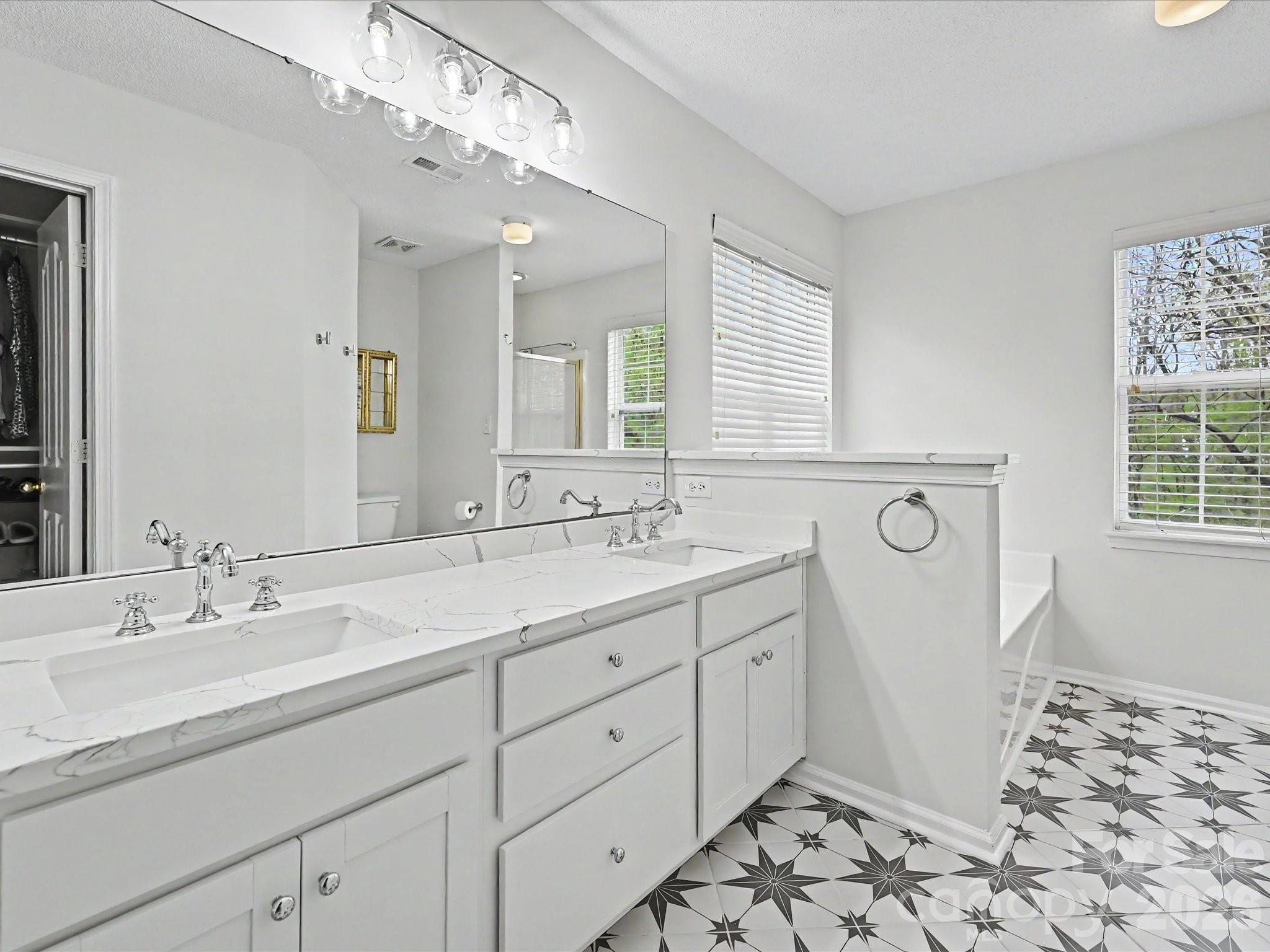 6315 Revlock Court — Charlotte