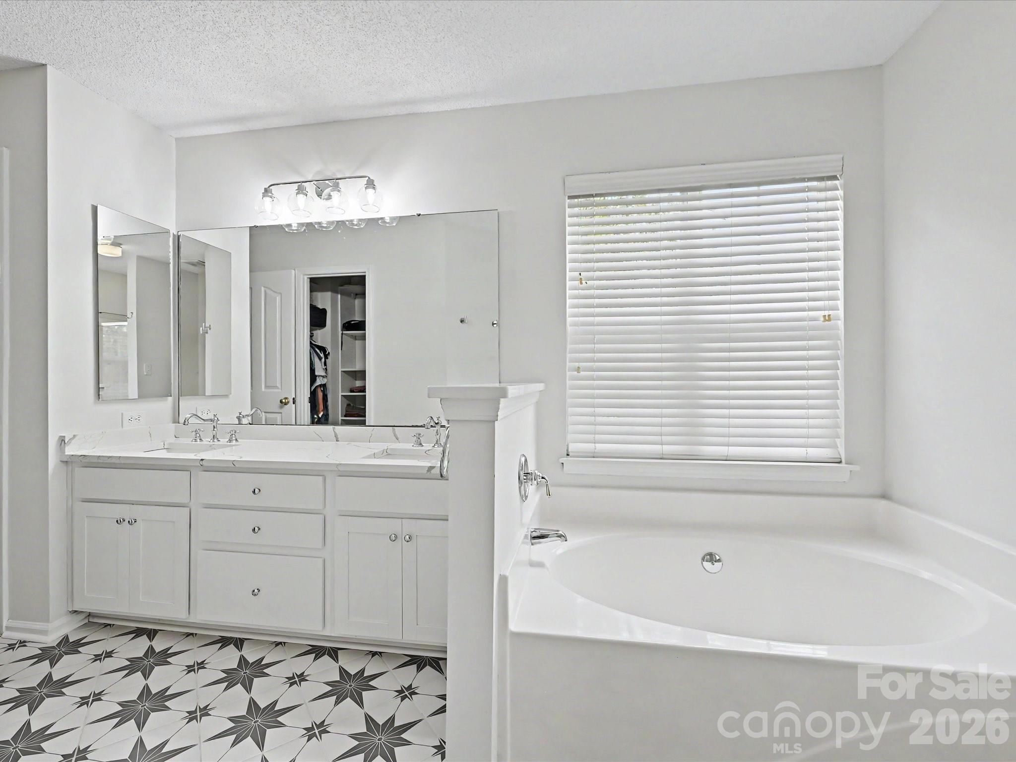 6315 Revlock Court — Charlotte