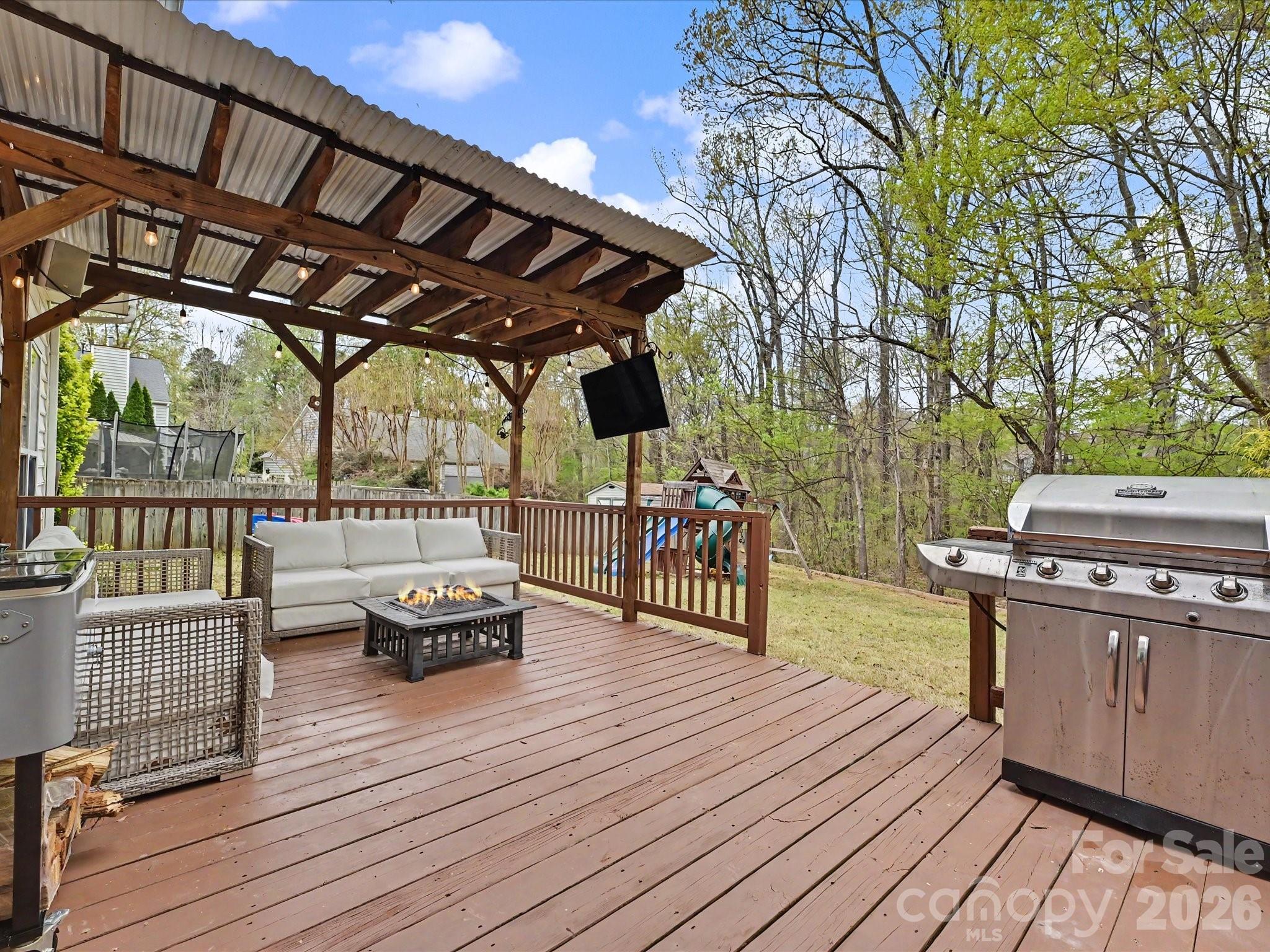 6315 Revlock Court — Charlotte