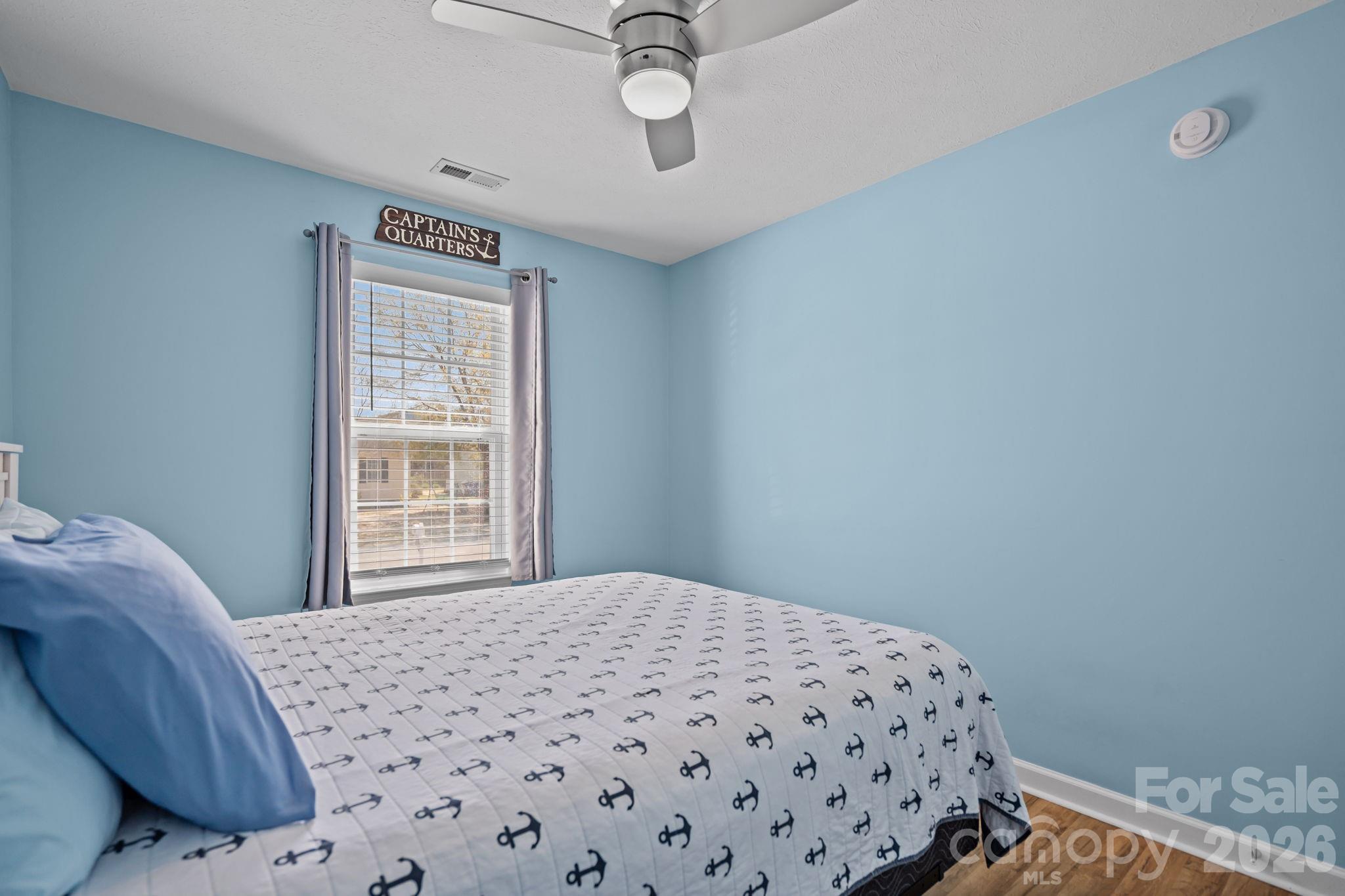 137 NE 4th Street — Oak Island