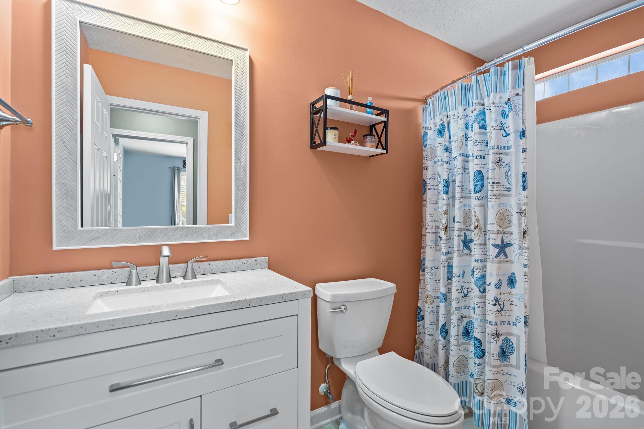 137 NE 4th Street — Oak Island