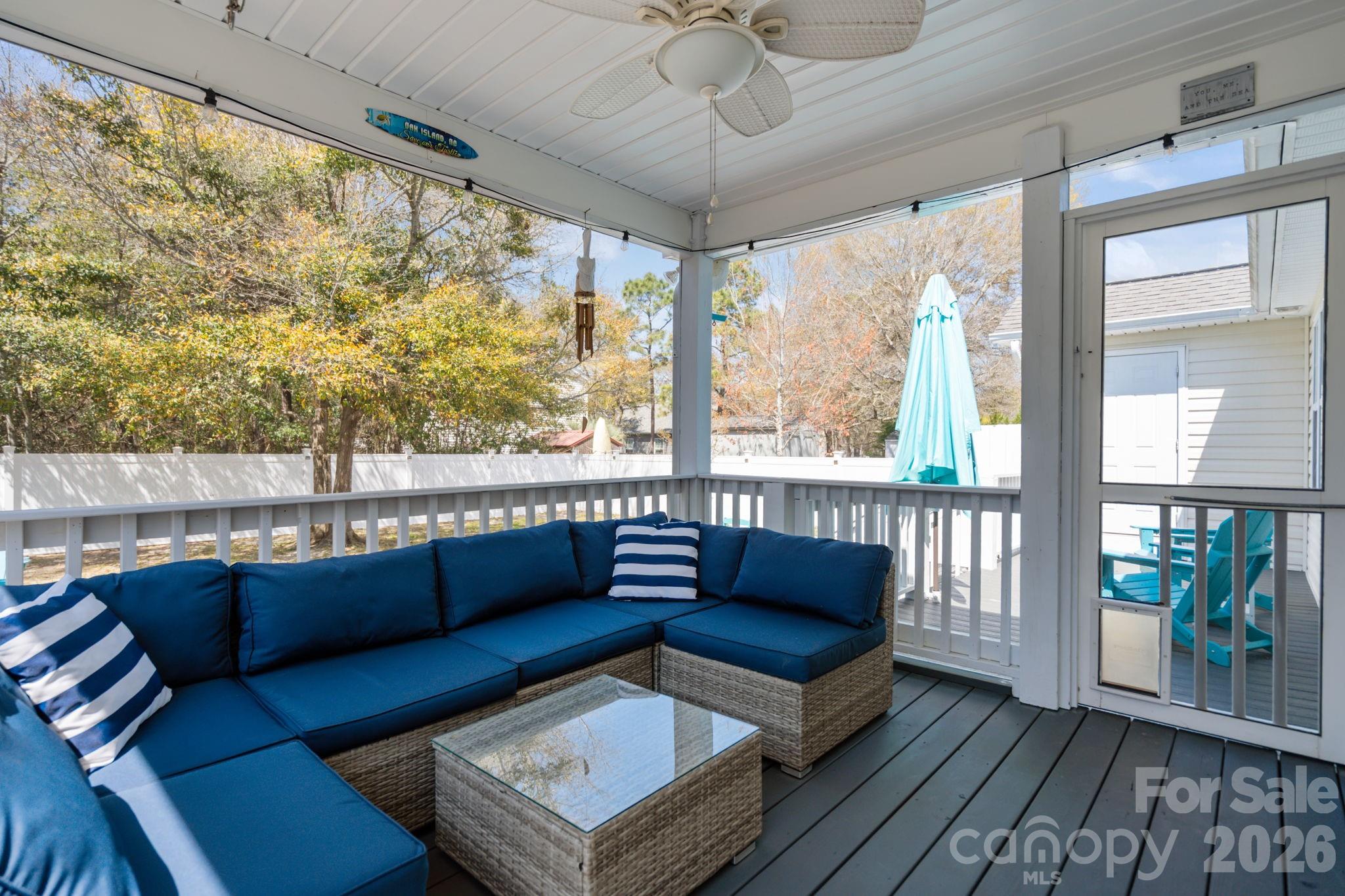 137 NE 4th Street — Oak Island