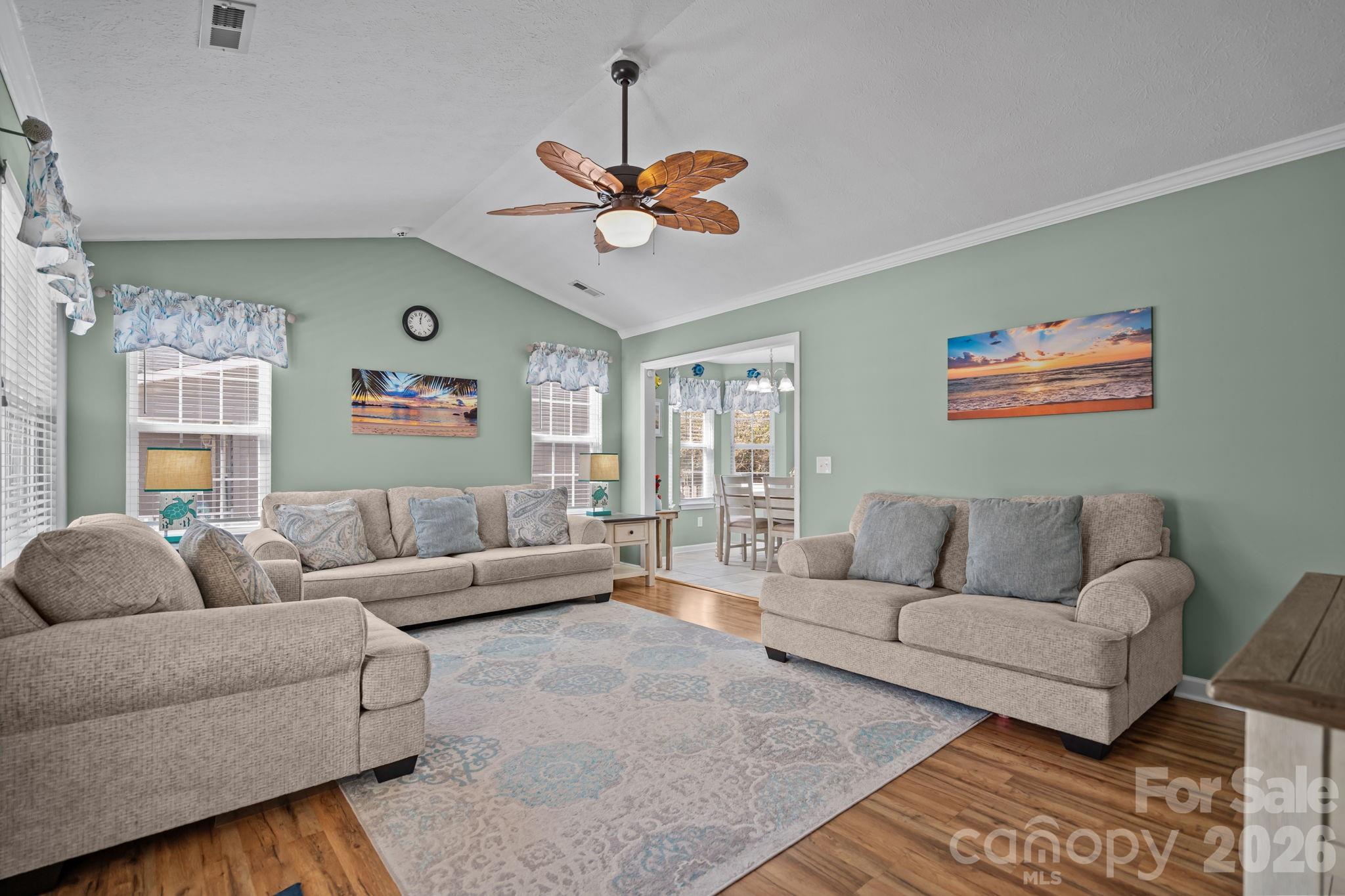 137 NE 4th Street — Oak Island