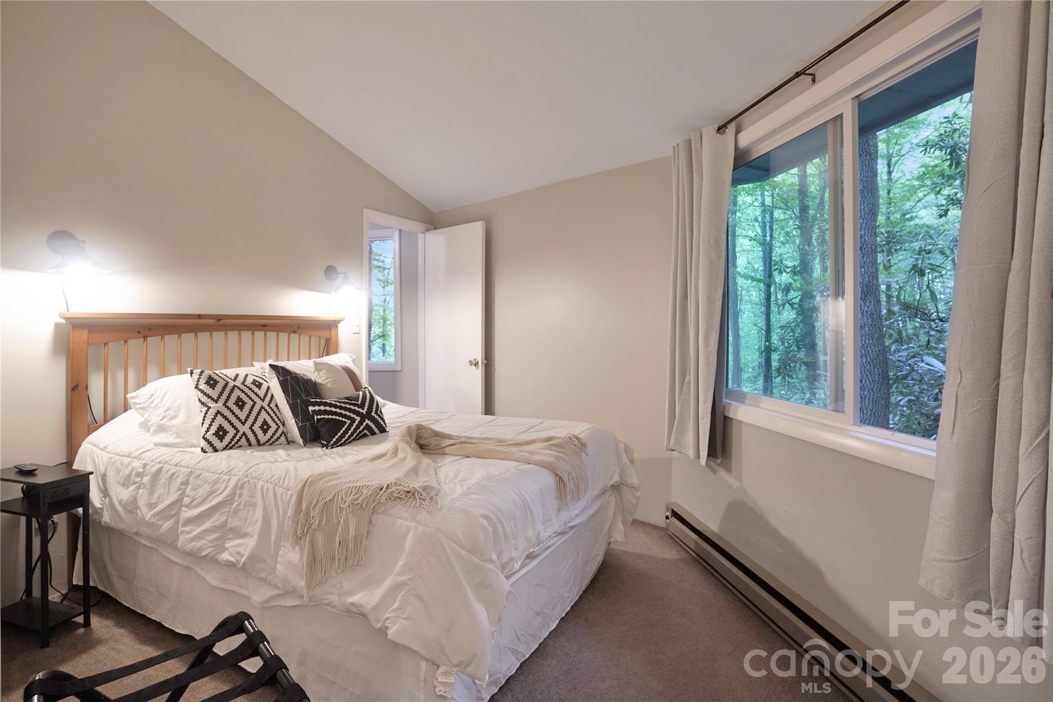 560 Laurel Ridge Road — Banner Elk