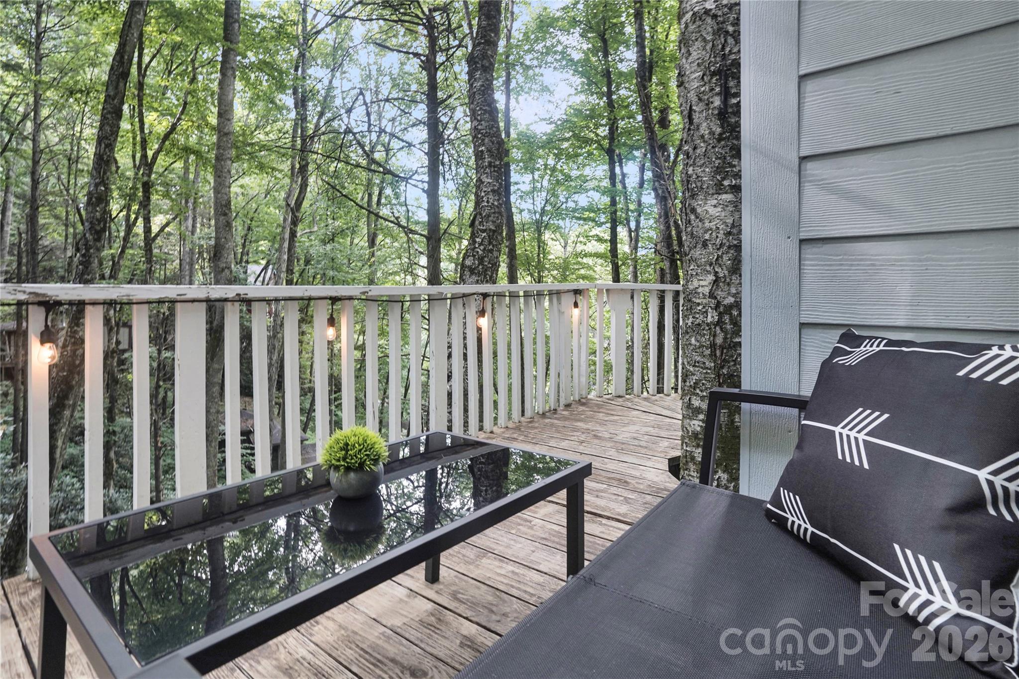 560 Laurel Ridge Road — Banner Elk