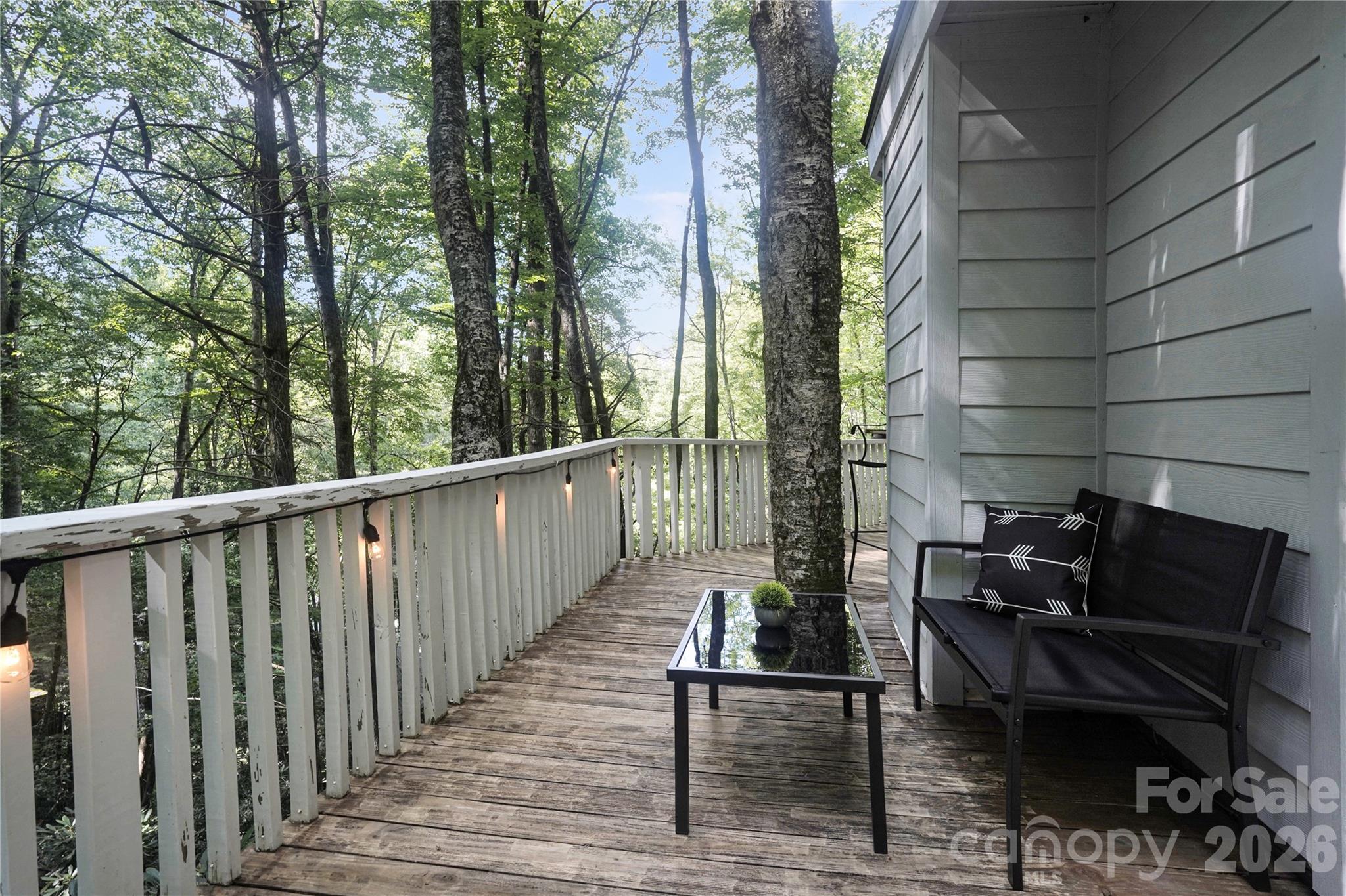 560 Laurel Ridge Road — Banner Elk