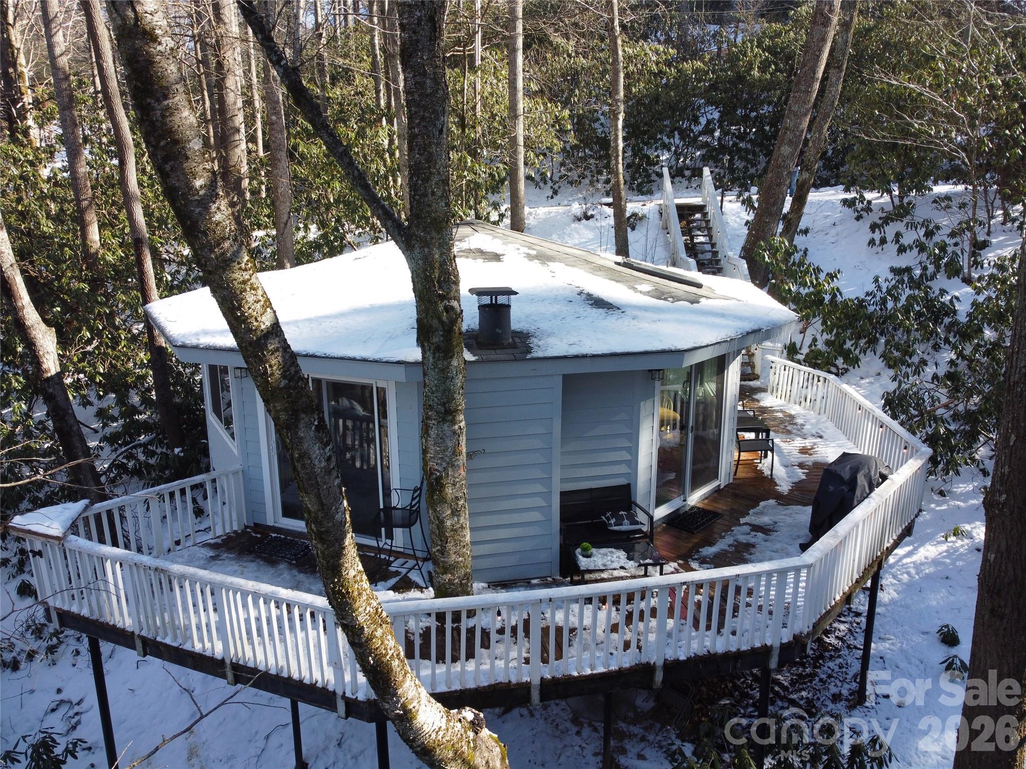 560 Laurel Ridge Road — Banner Elk