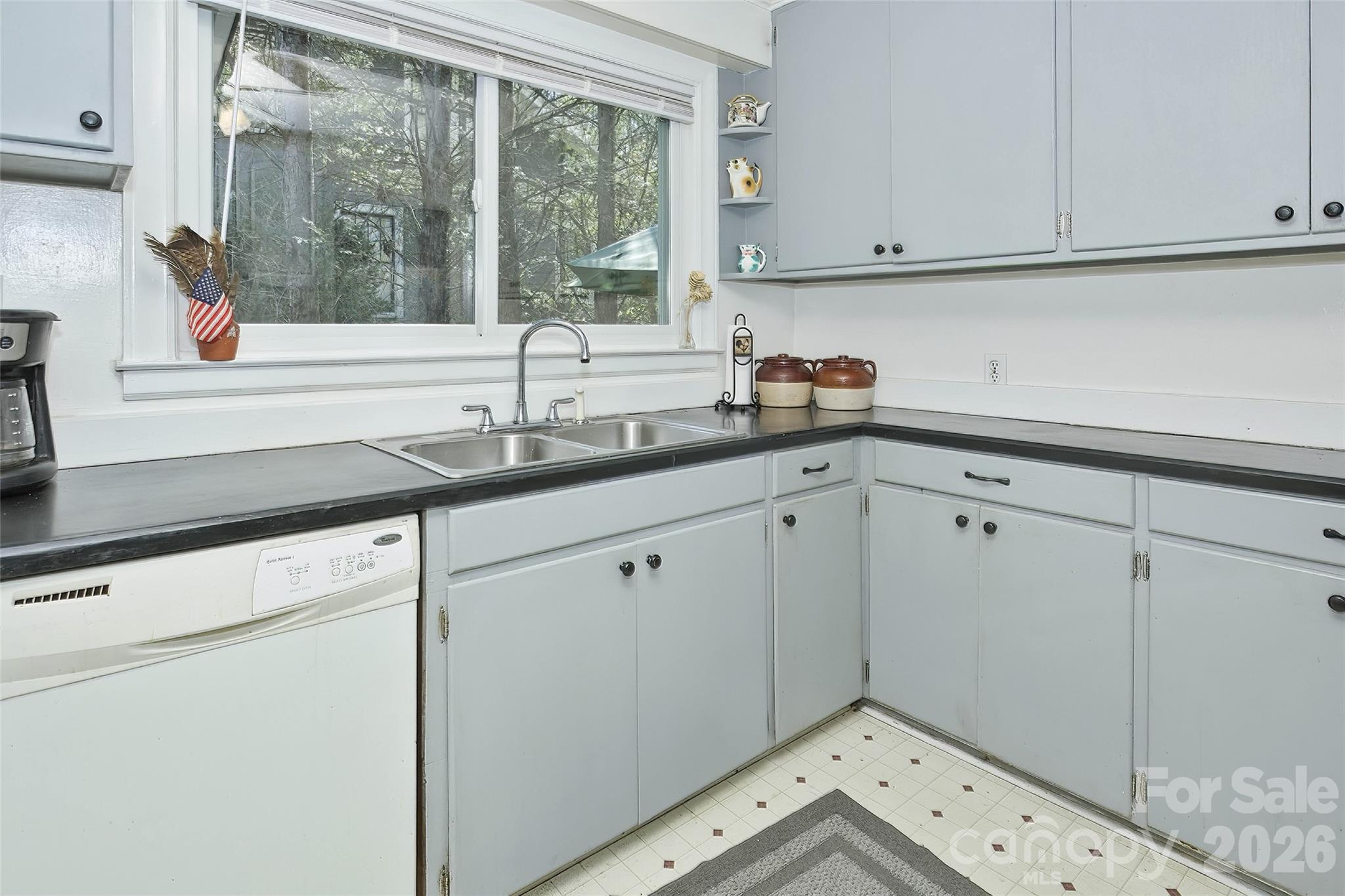 261 Forest Hill Drive — Asheville