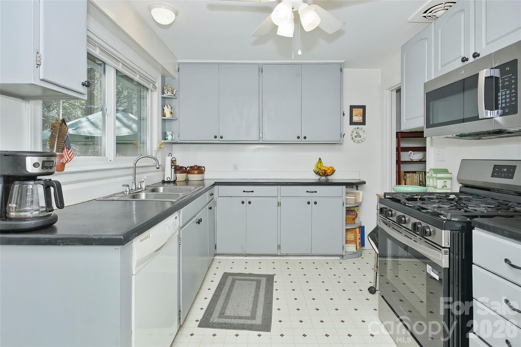 261 Forest Hill Drive — Asheville