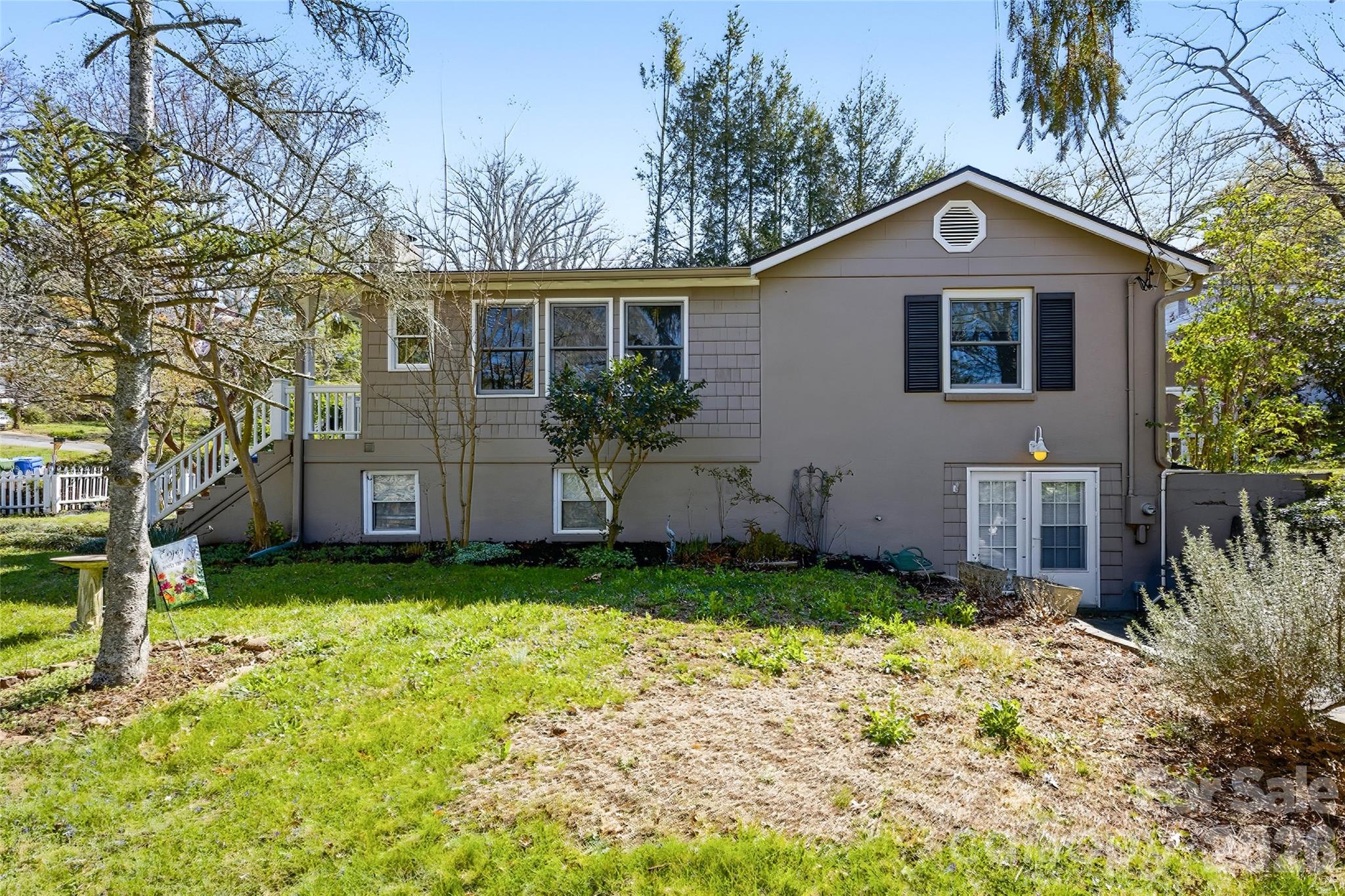 261 Forest Hill Drive — Asheville