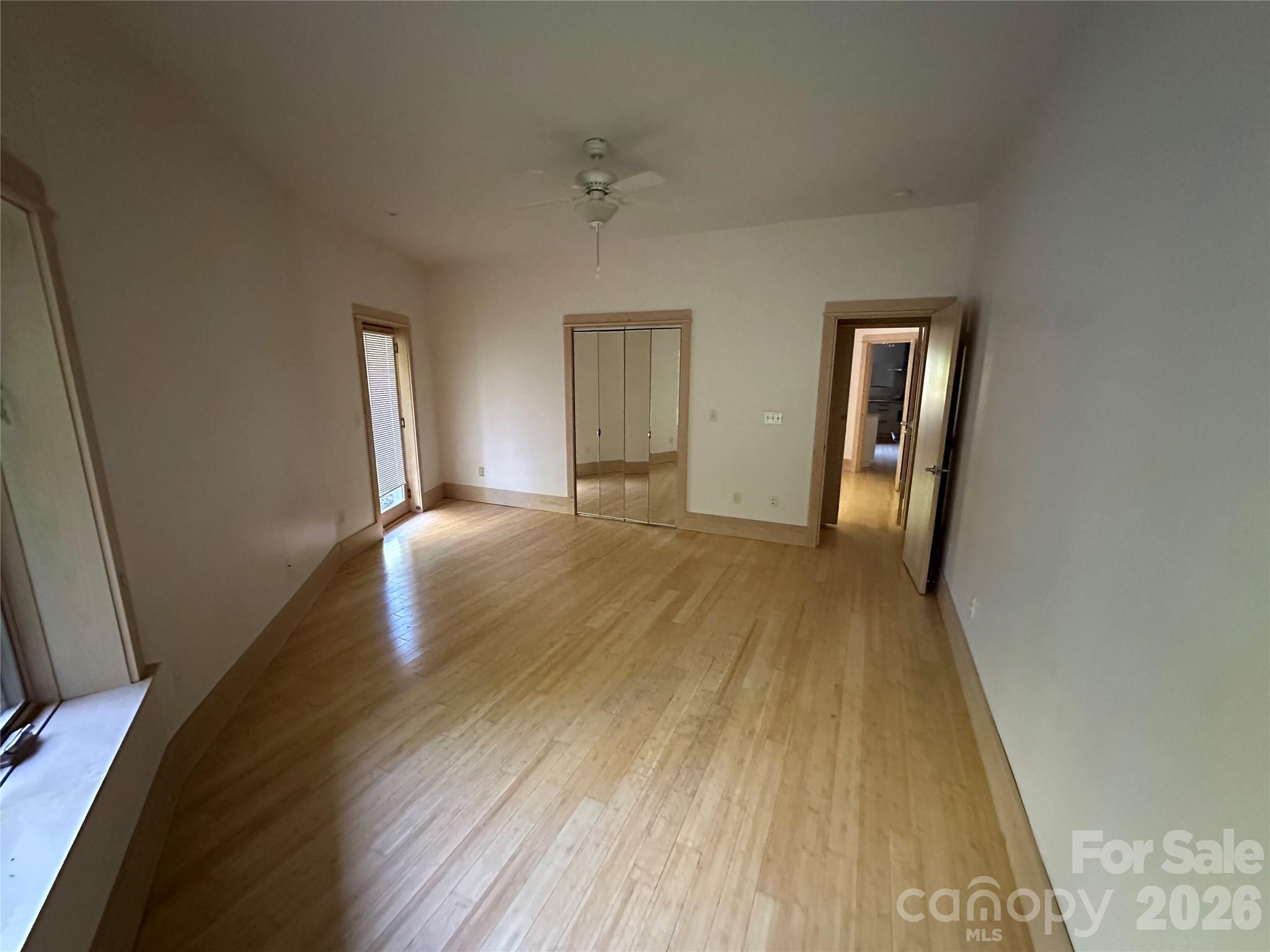 2905 Kanuga Road — Hendersonville