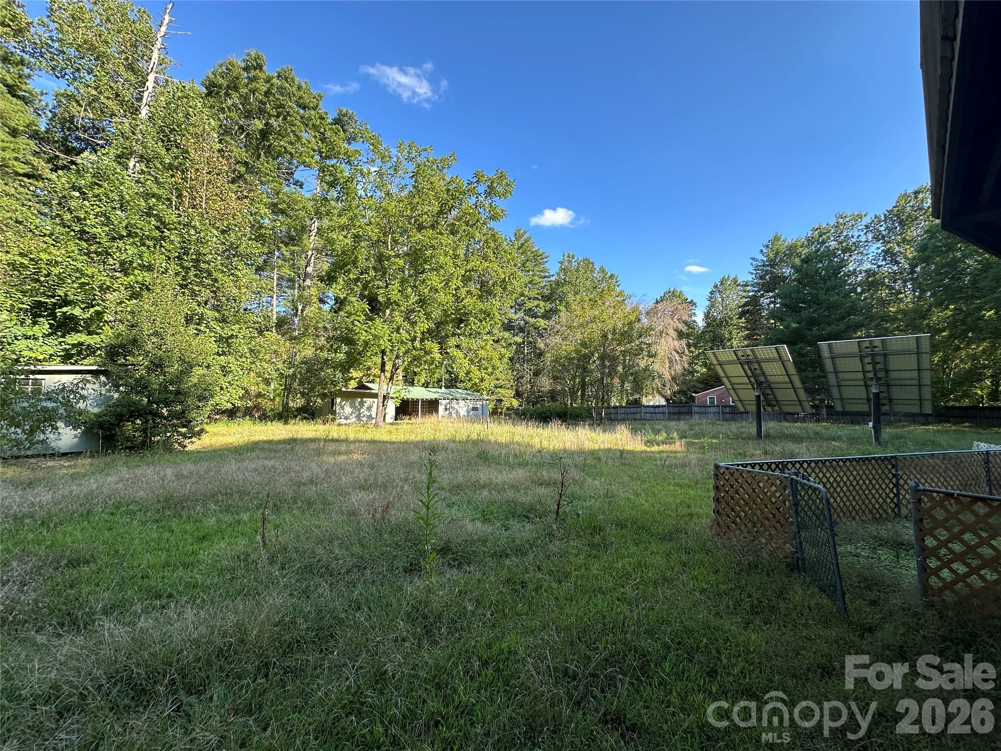 2905 Kanuga Road — Hendersonville