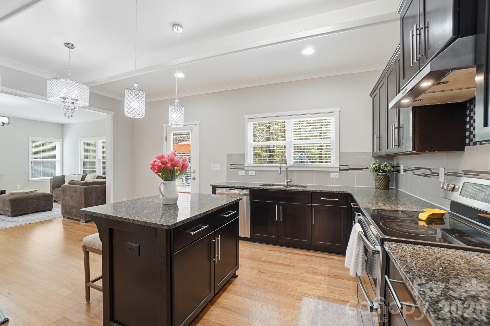 2153 Bluebell Way — Tega Cay