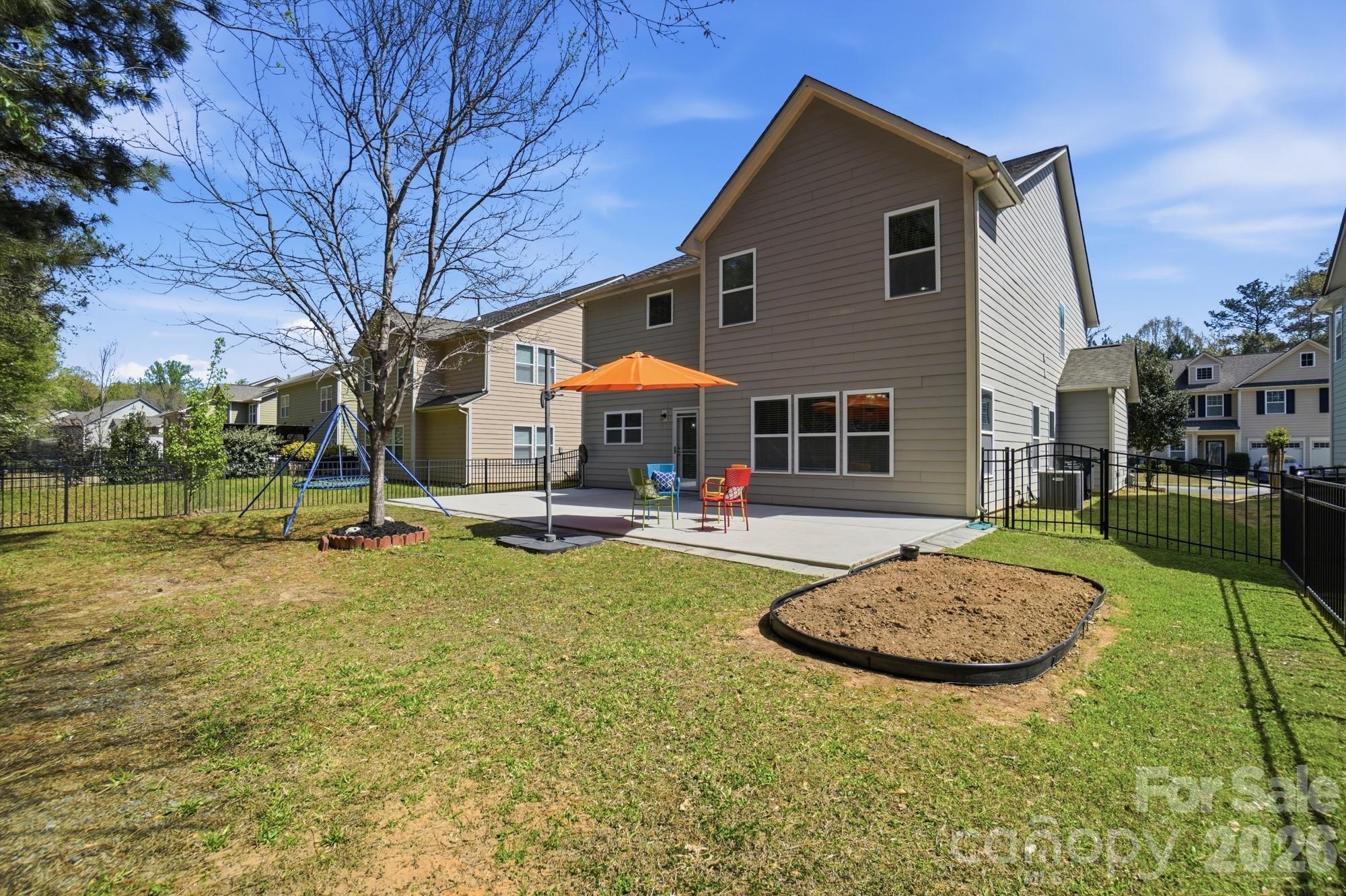2153 Bluebell Way — Tega Cay