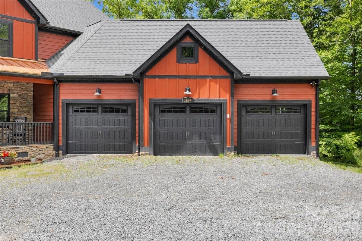 1194 99 Island Road — Blacksburg