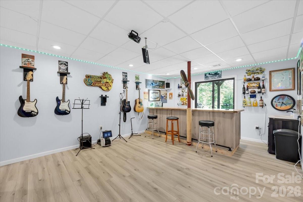 1194 99 Island Road — Blacksburg