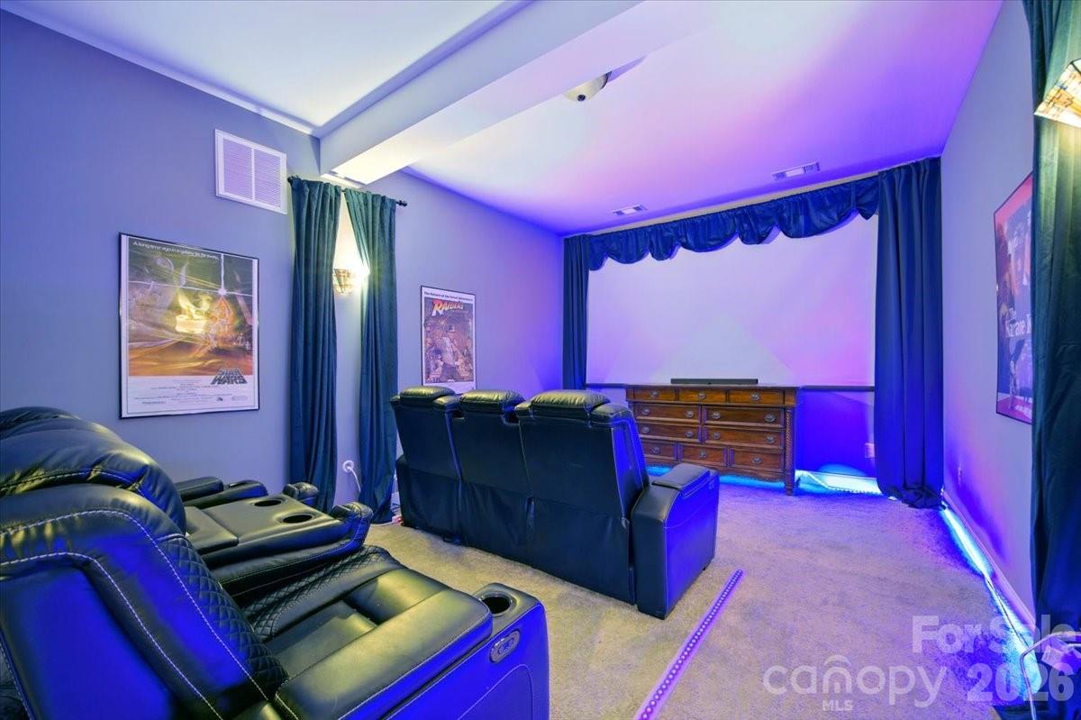 1194 99 Island Road — Blacksburg