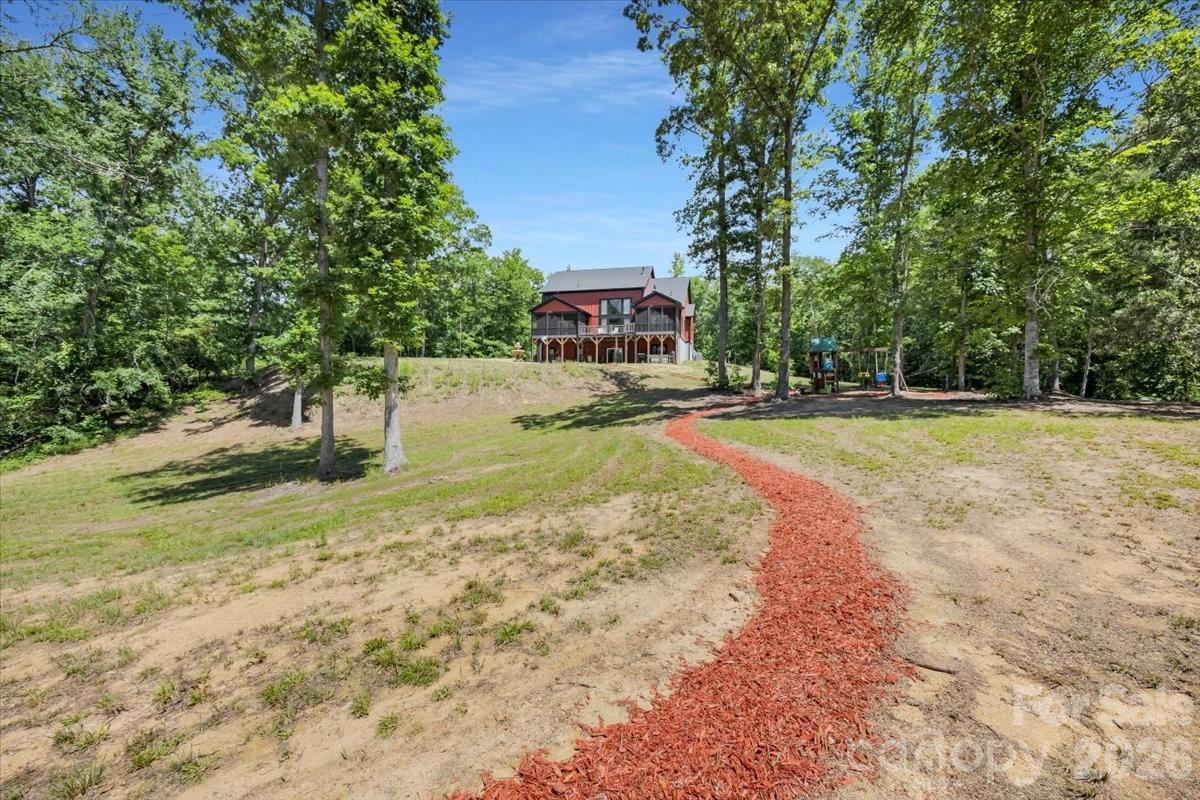 1194 99 Island Road — Blacksburg