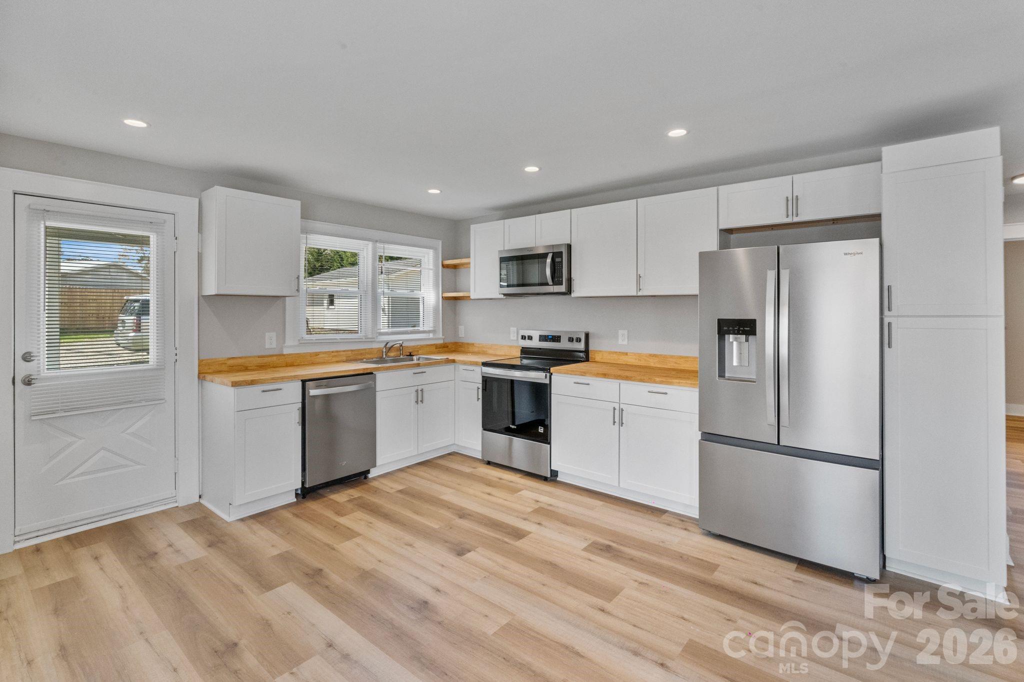 2106 Statesville Highway — Mooresville
