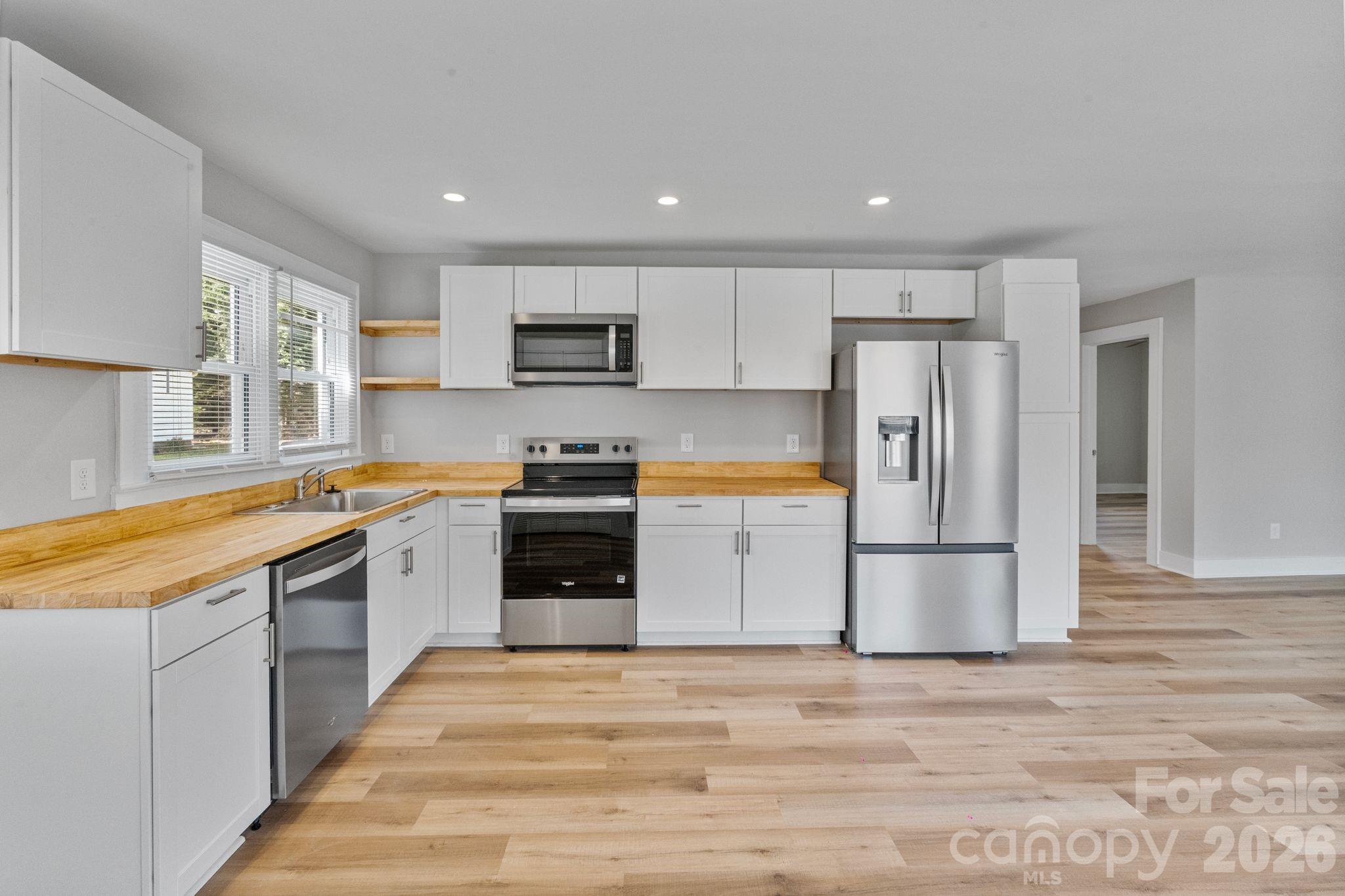 2106 Statesville Highway — Mooresville