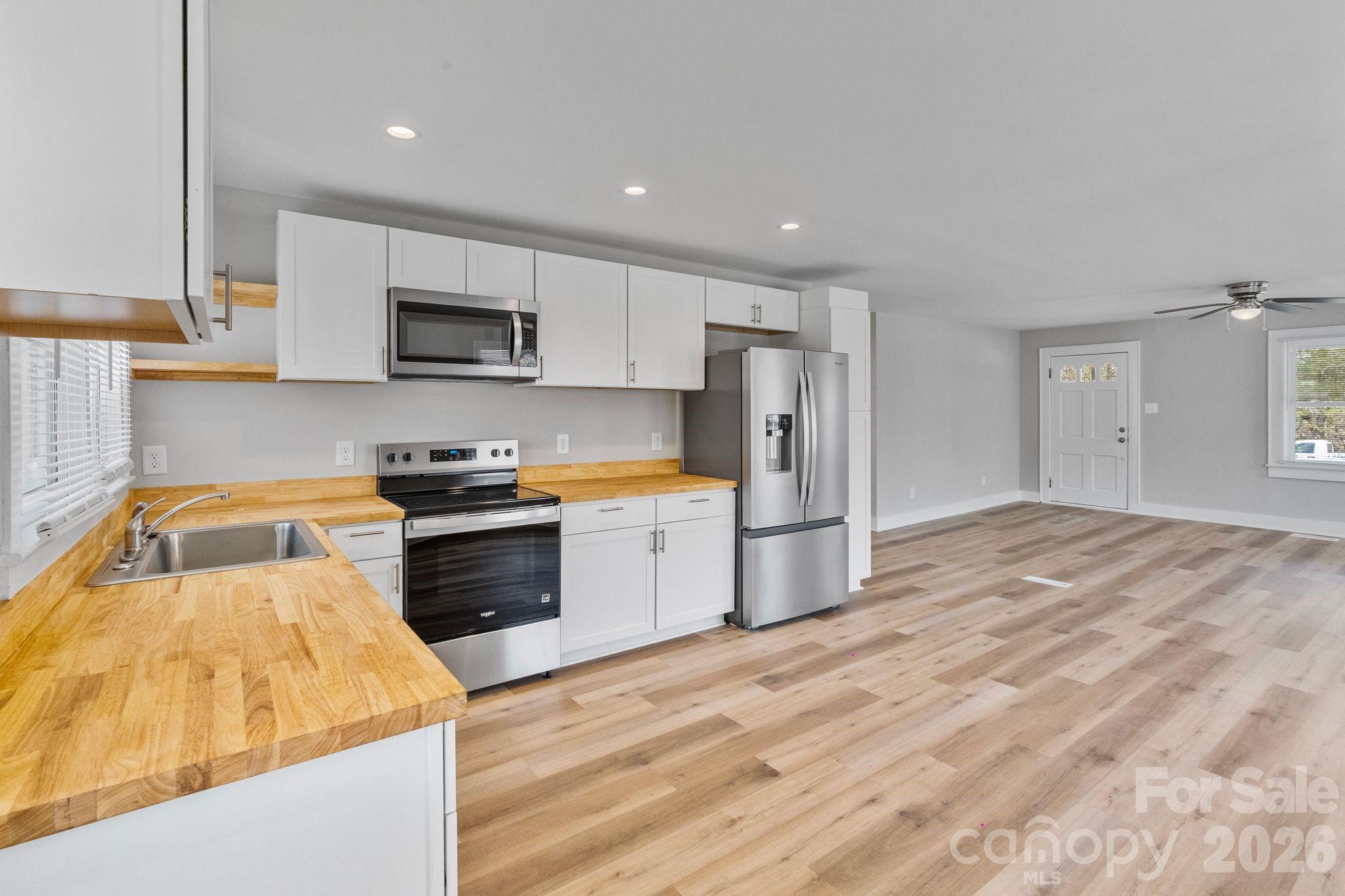 2106 Statesville Highway — Mooresville