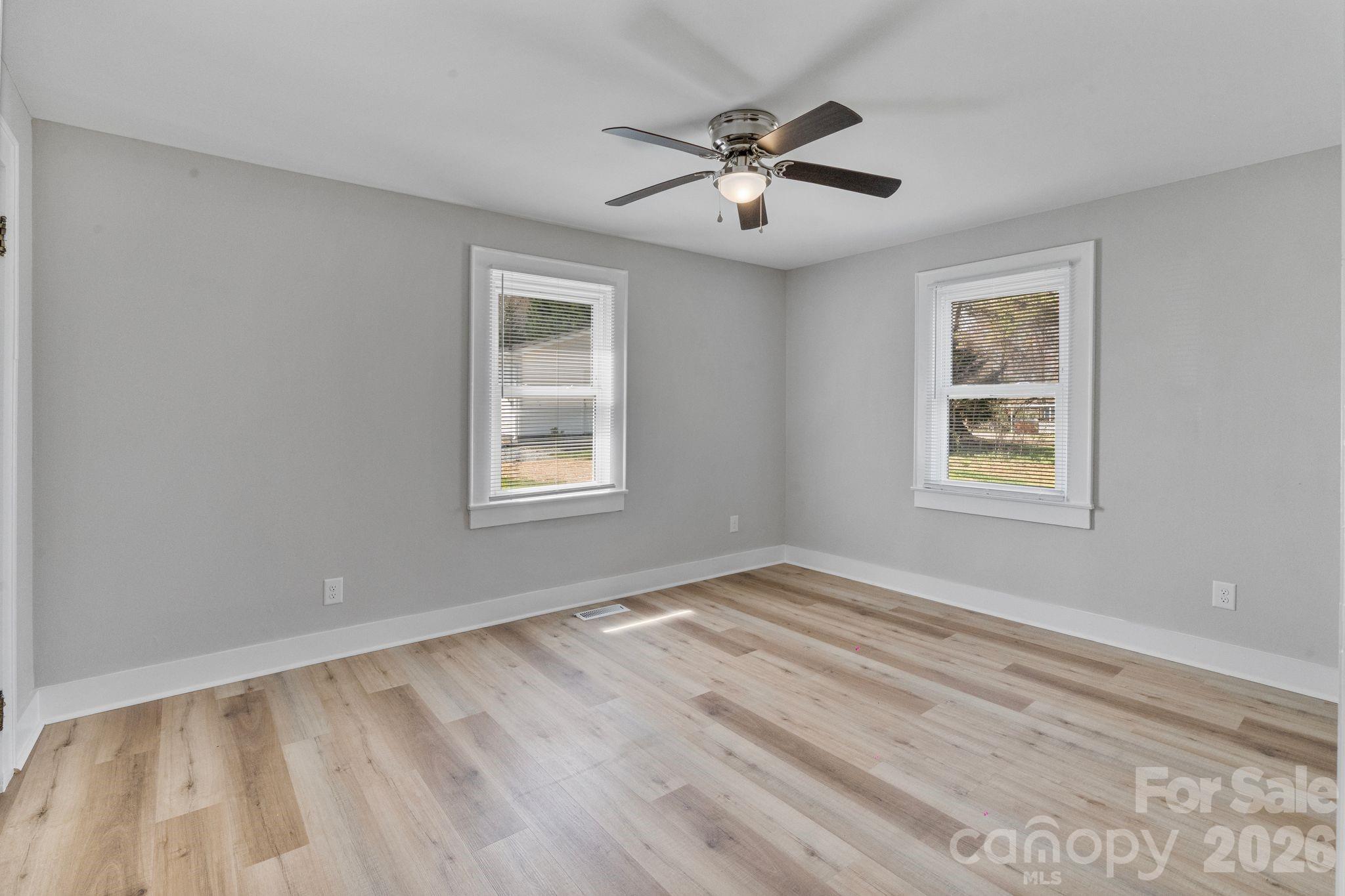 2106 Statesville Highway — Mooresville