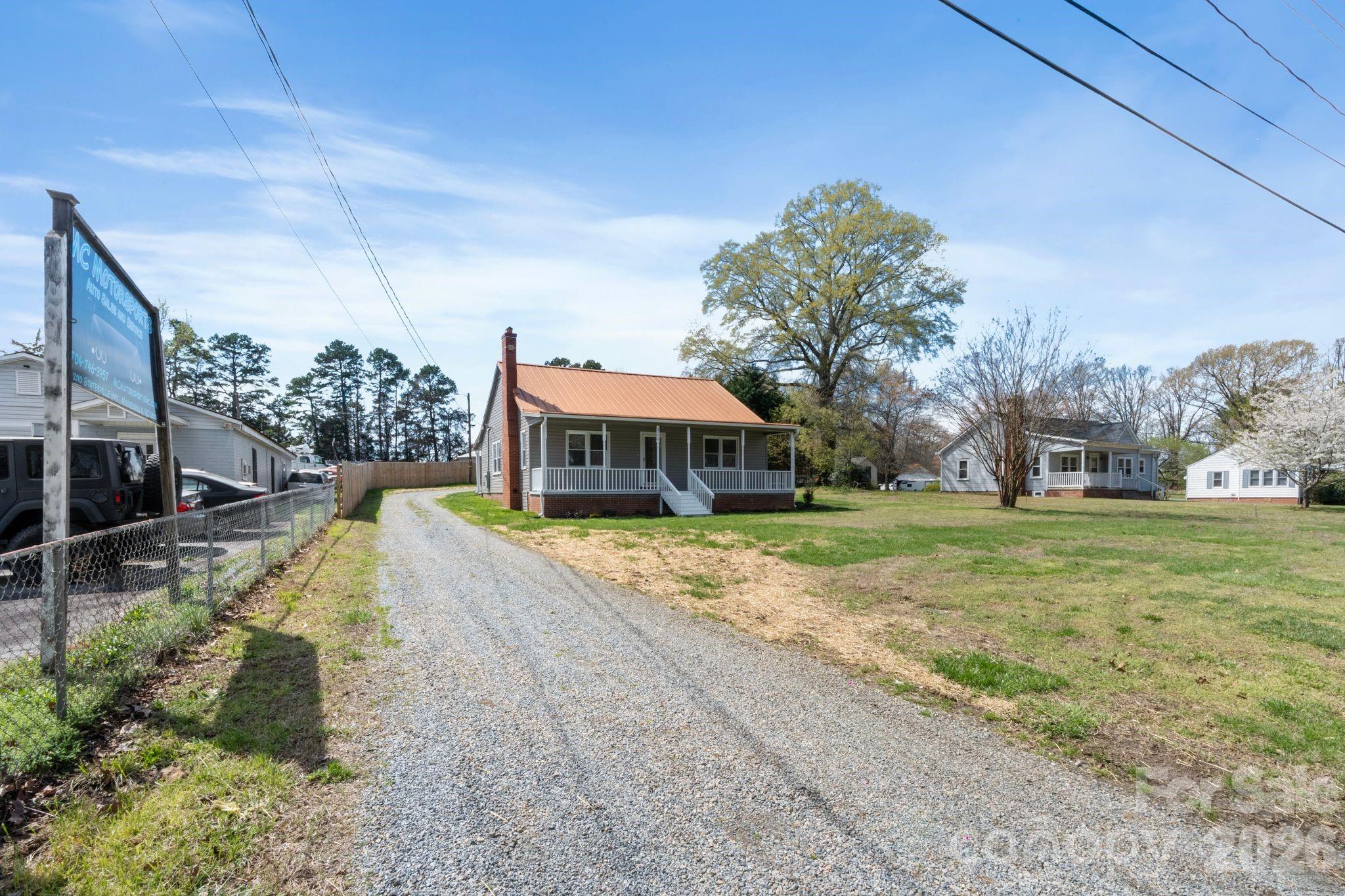 2106 Statesville Highway — Mooresville