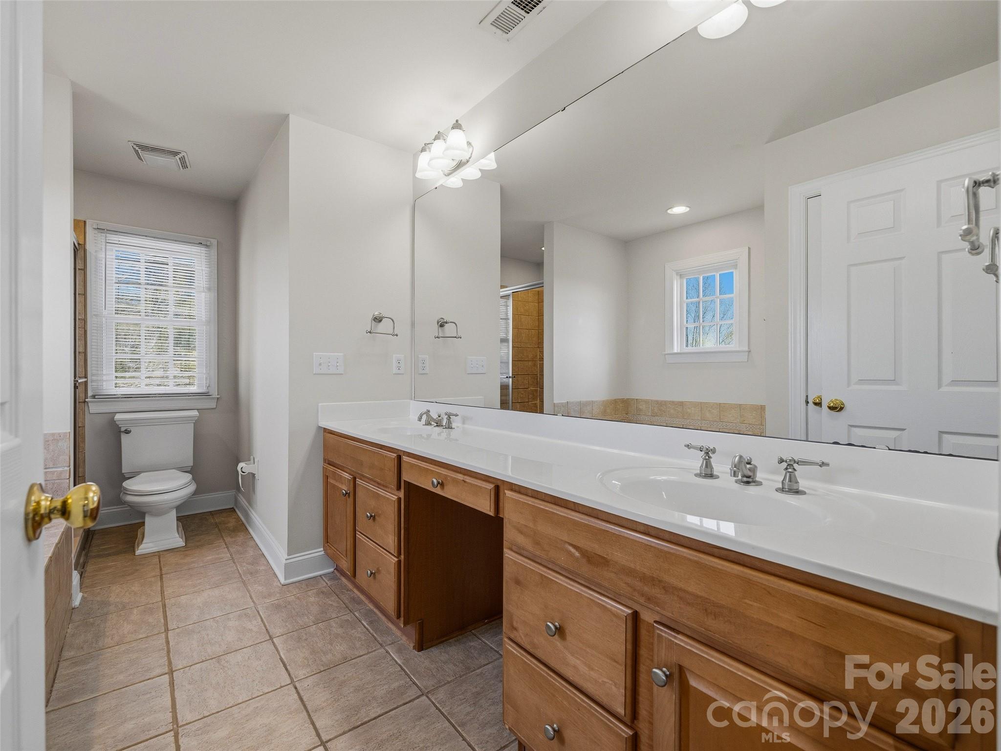 101 White Ash Drive E — Asheville