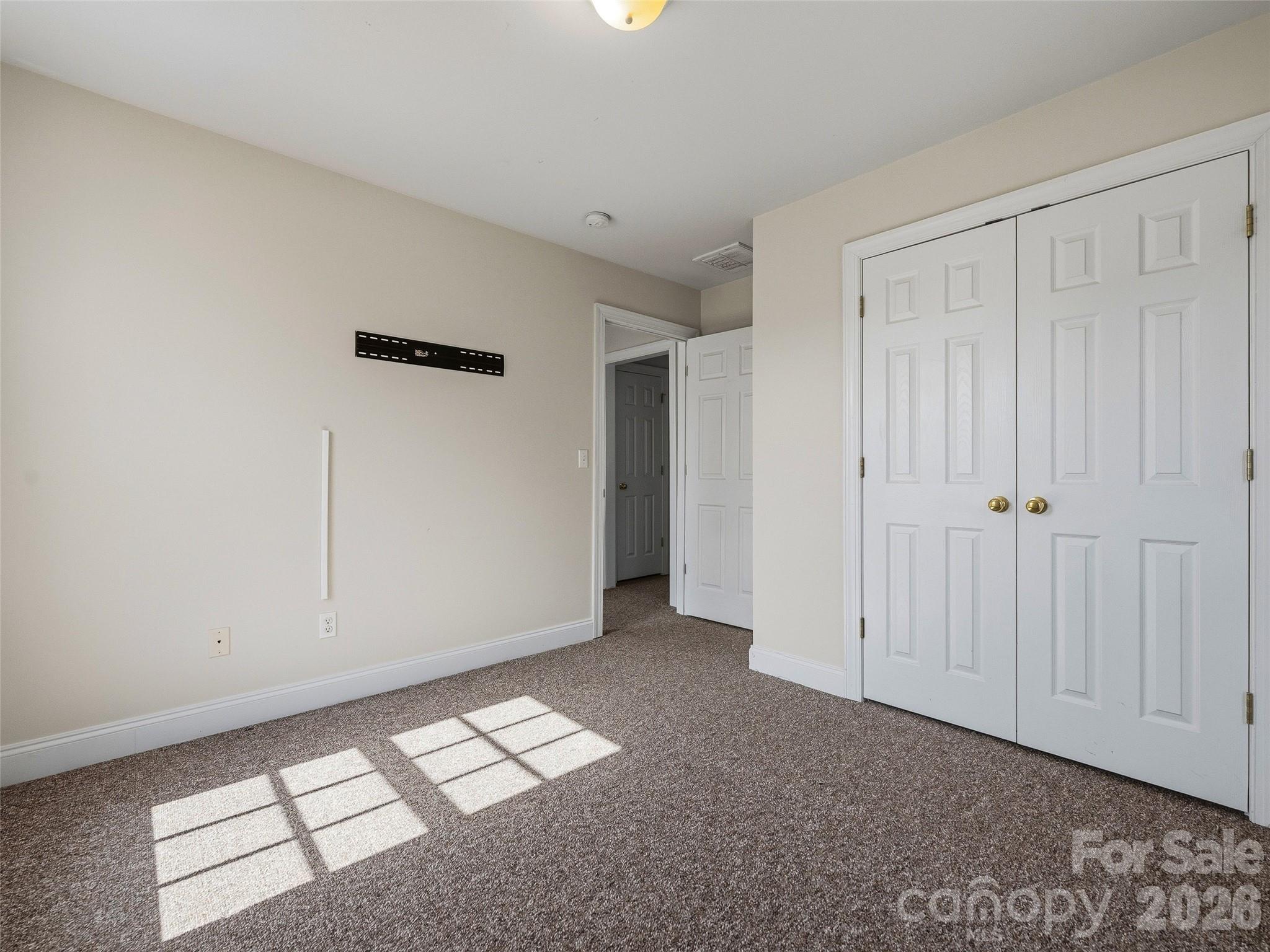 101 White Ash Drive E — Asheville