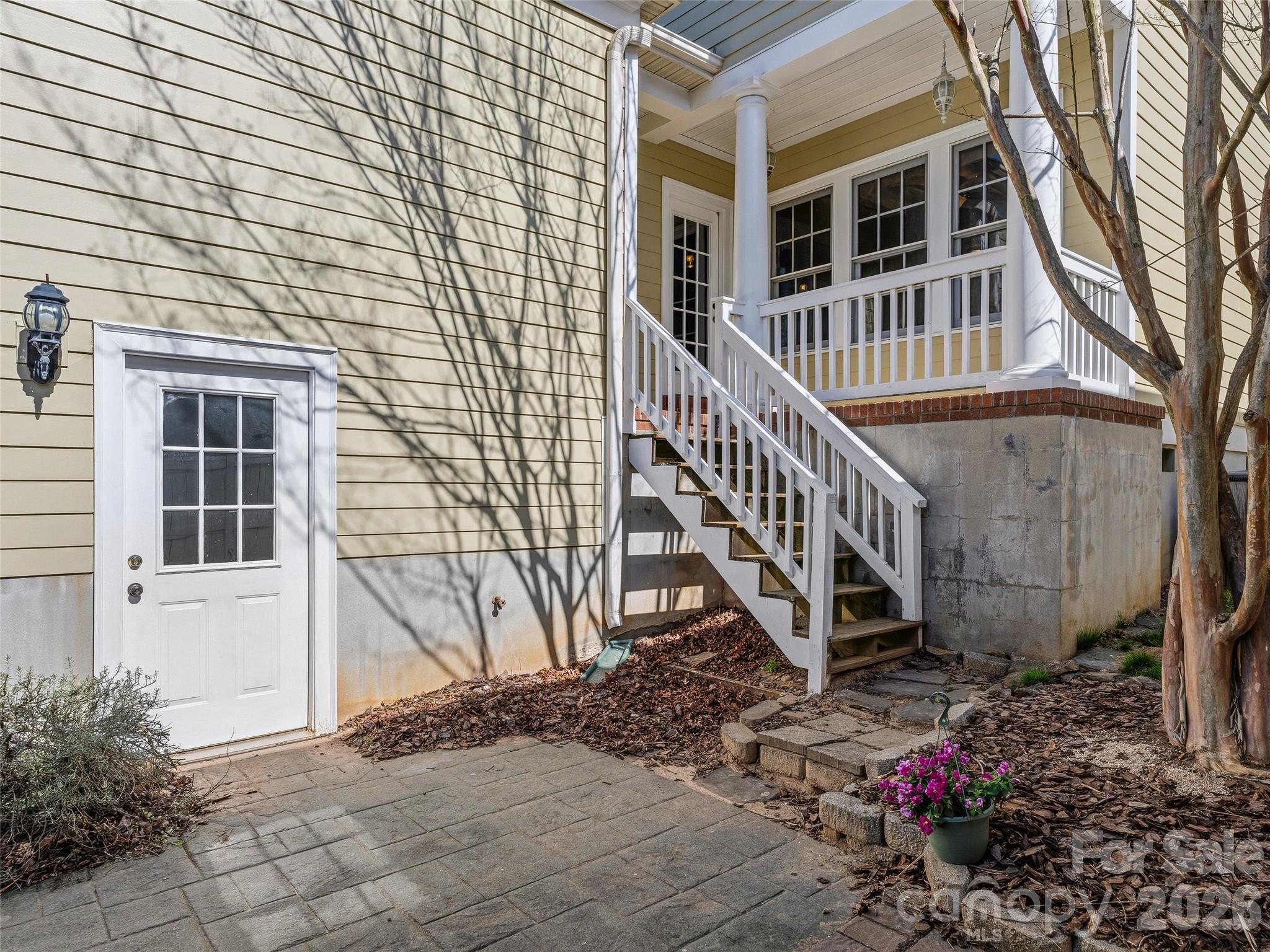 101 White Ash Drive E — Asheville
