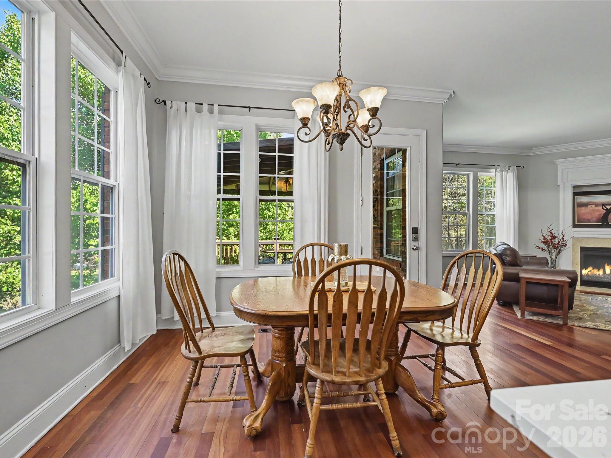 4221 Barons Court — Harrisburg