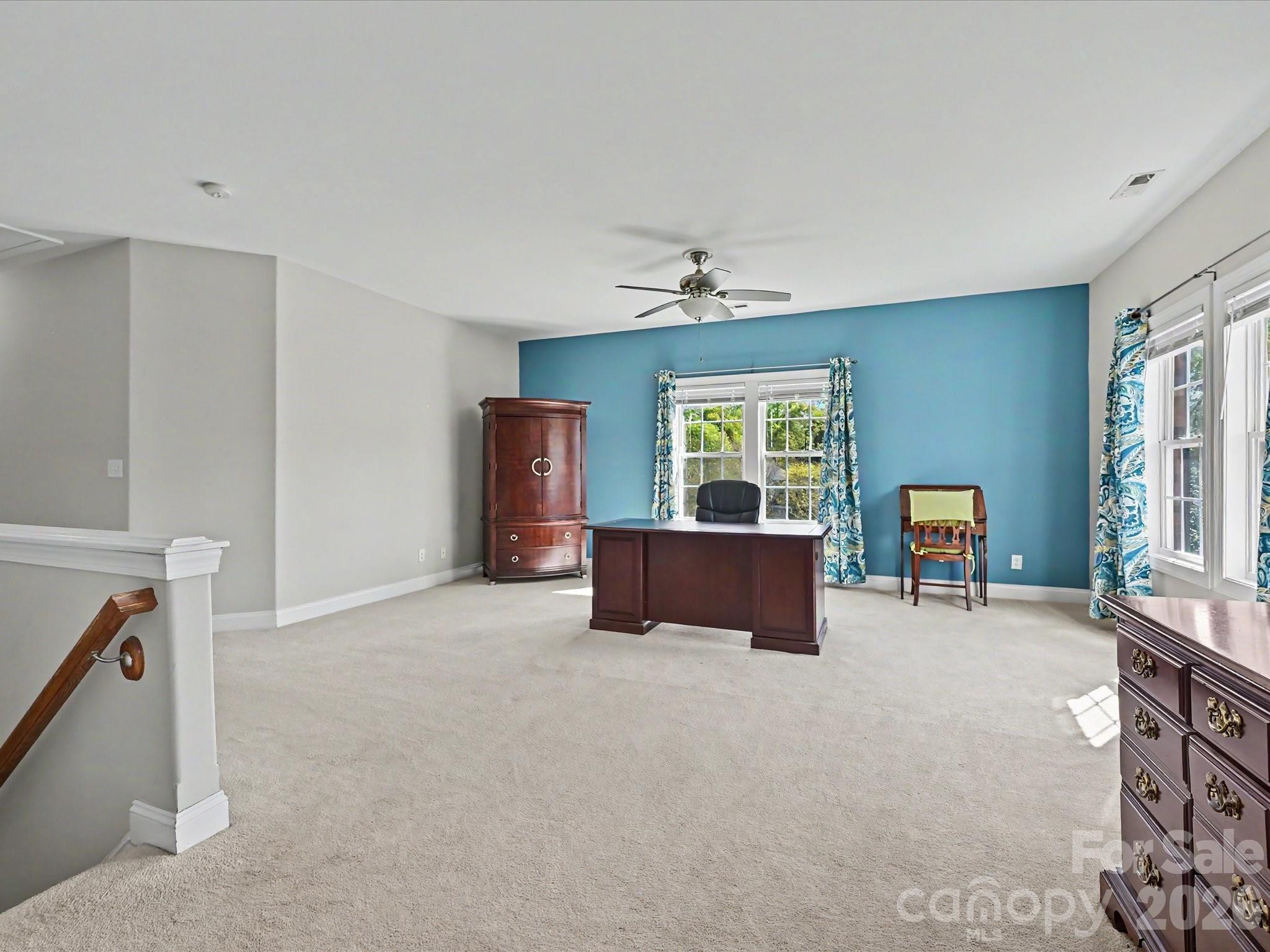 4221 Barons Court — Harrisburg