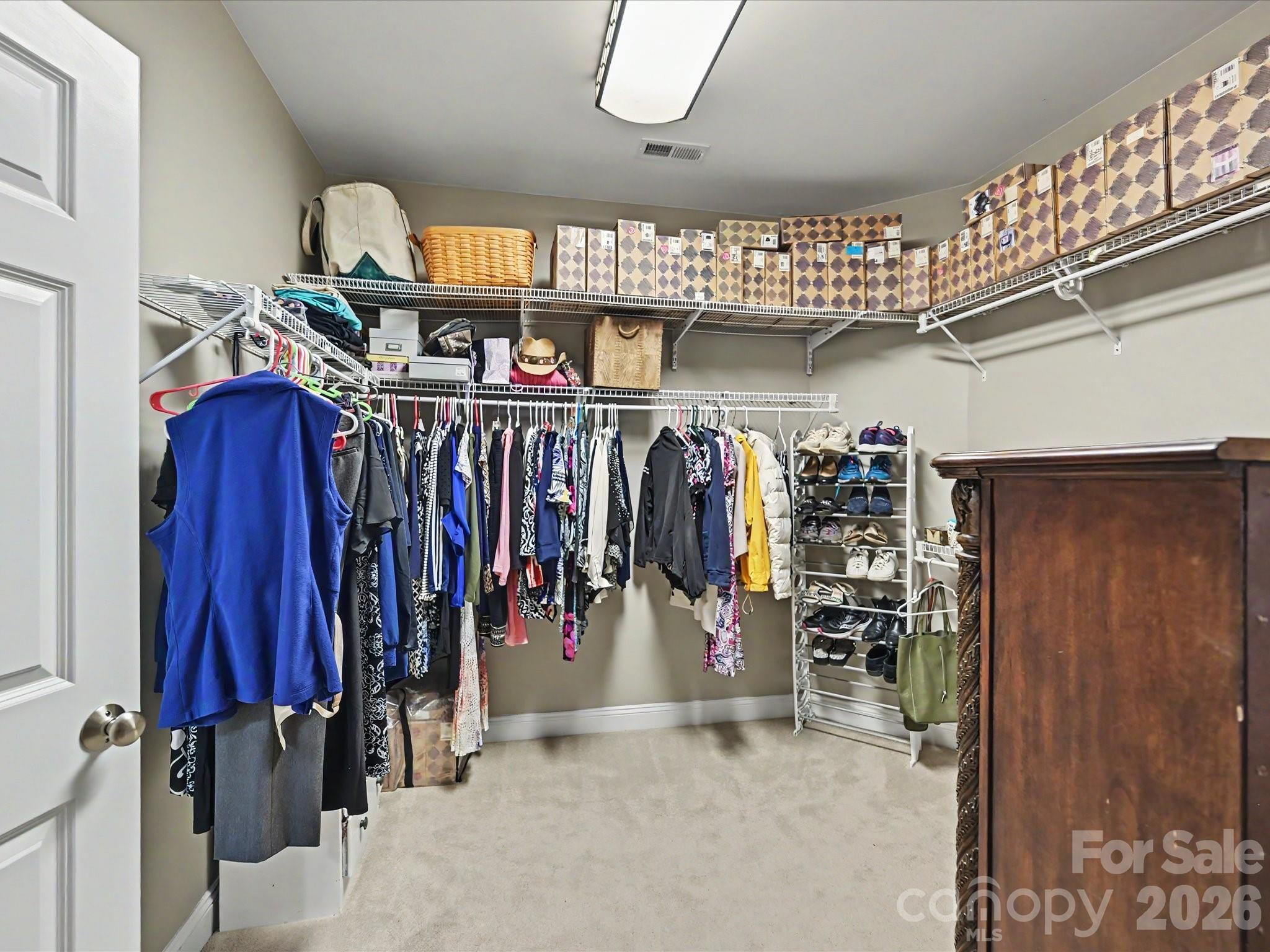 4221 Barons Court — Harrisburg