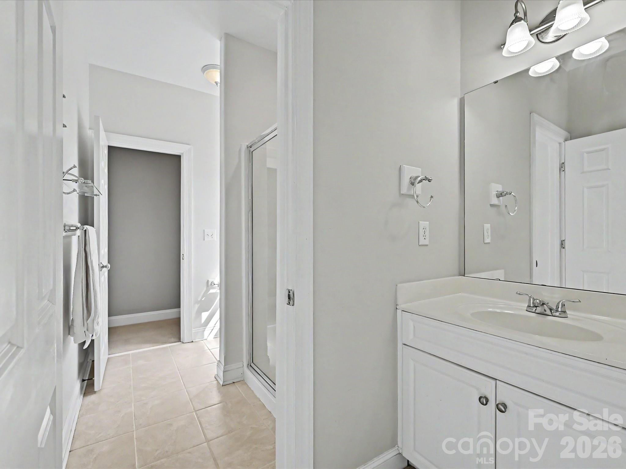 4221 Barons Court — Harrisburg