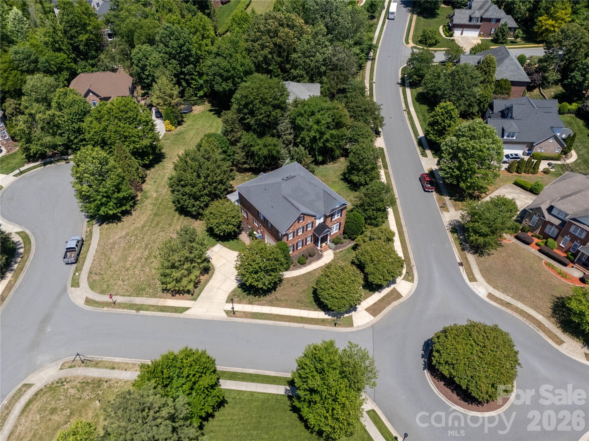 4221 Barons Court — Harrisburg