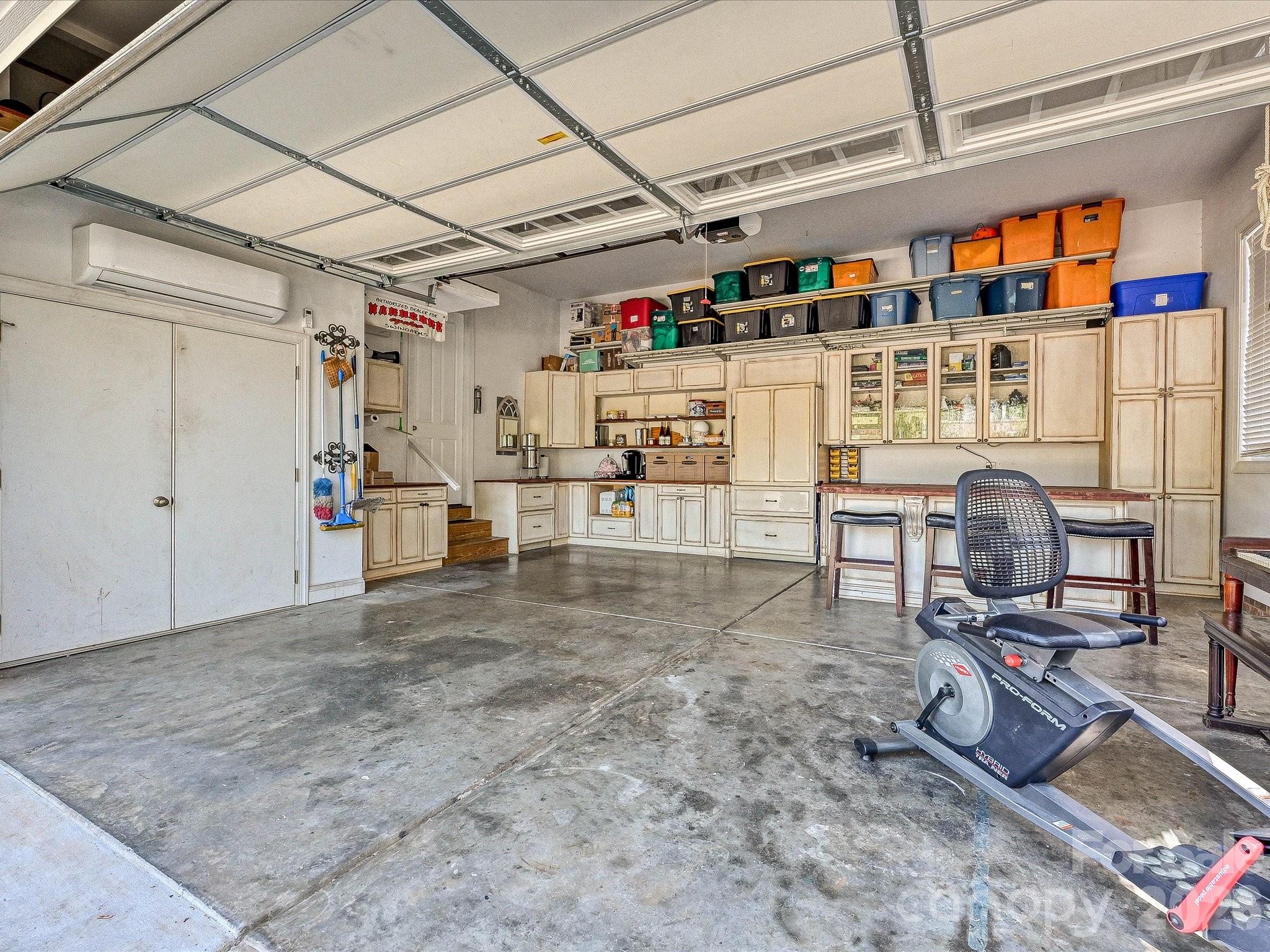 4221 Barons Court — Harrisburg