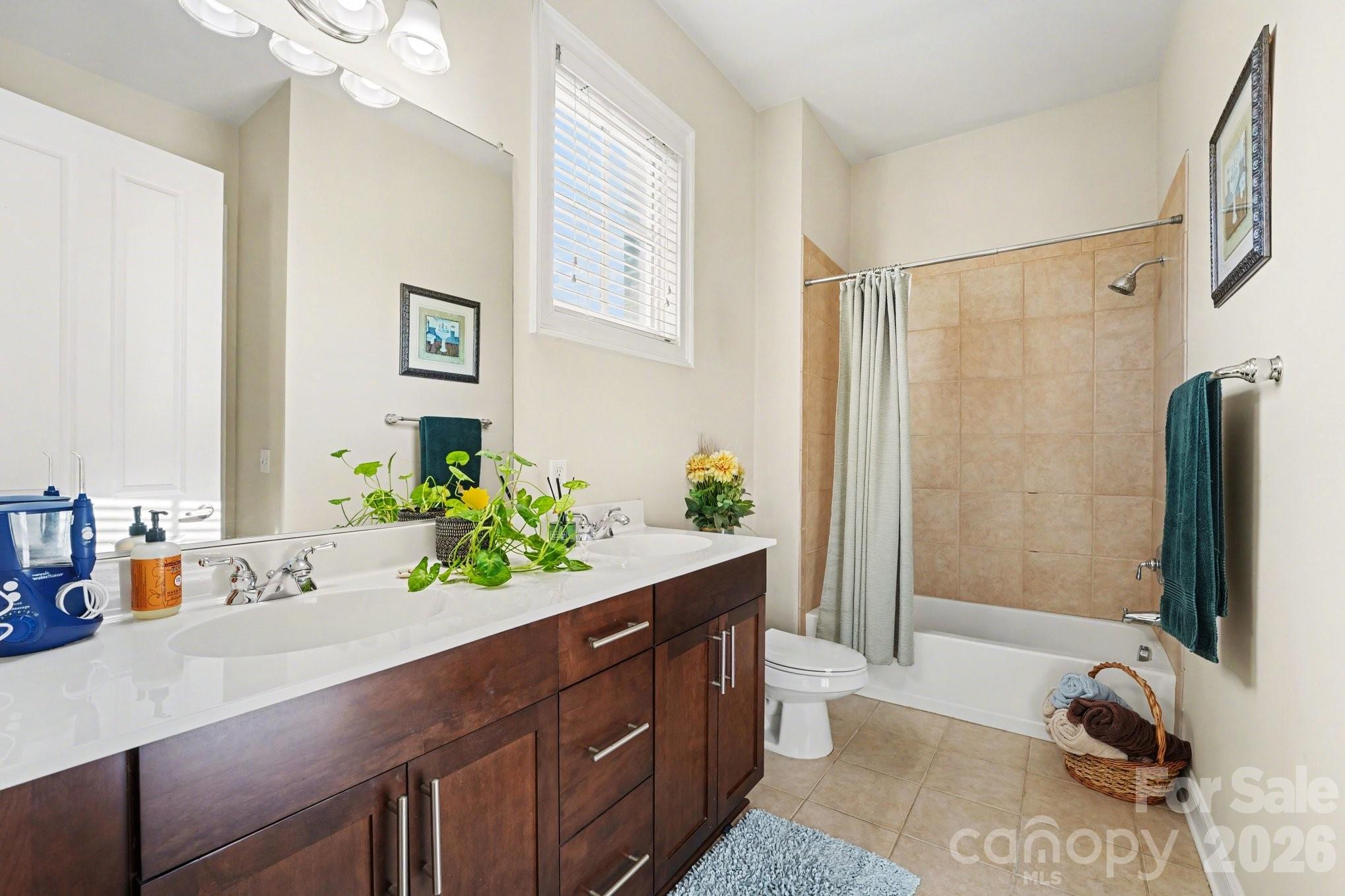 5425 Closeburn Road #210 — Charlotte