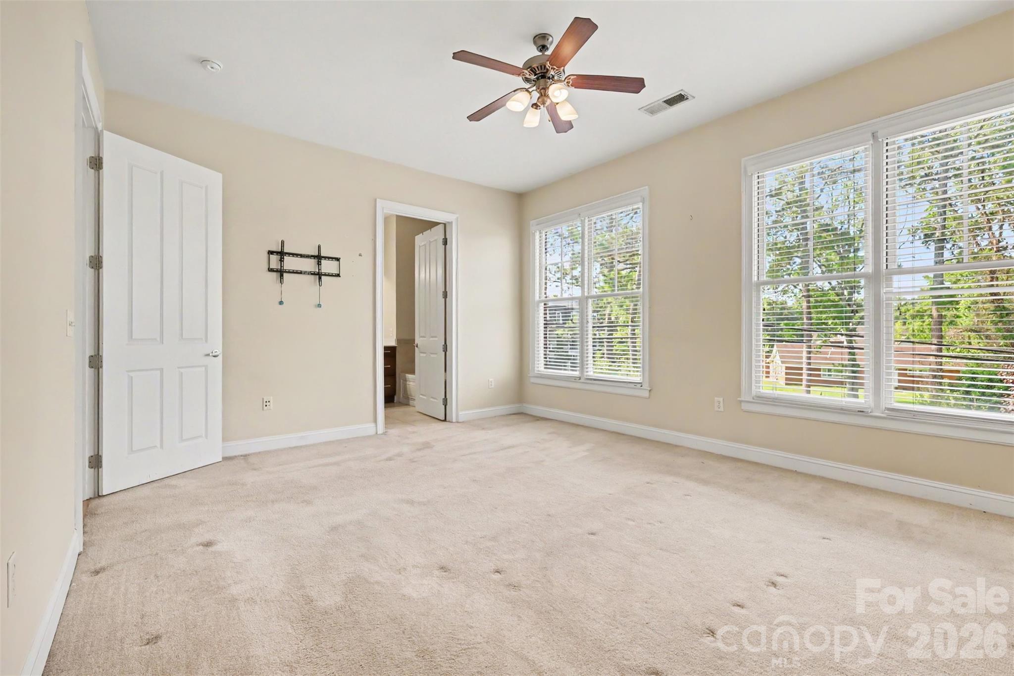 5425 Closeburn Road #210 — Charlotte
