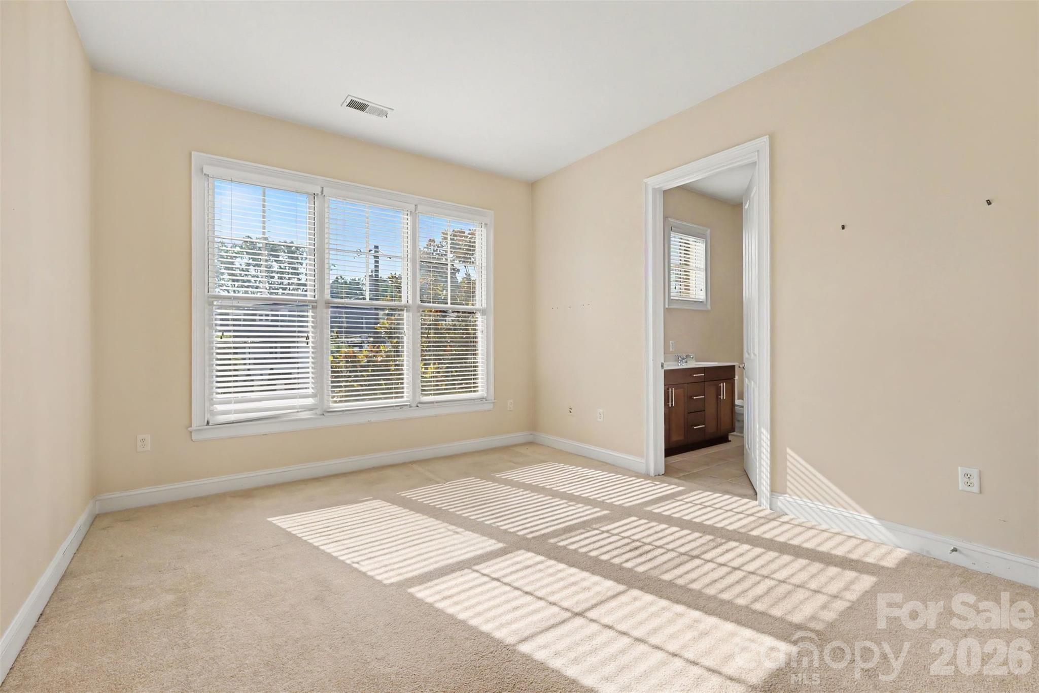 5425 Closeburn Road #210 — Charlotte