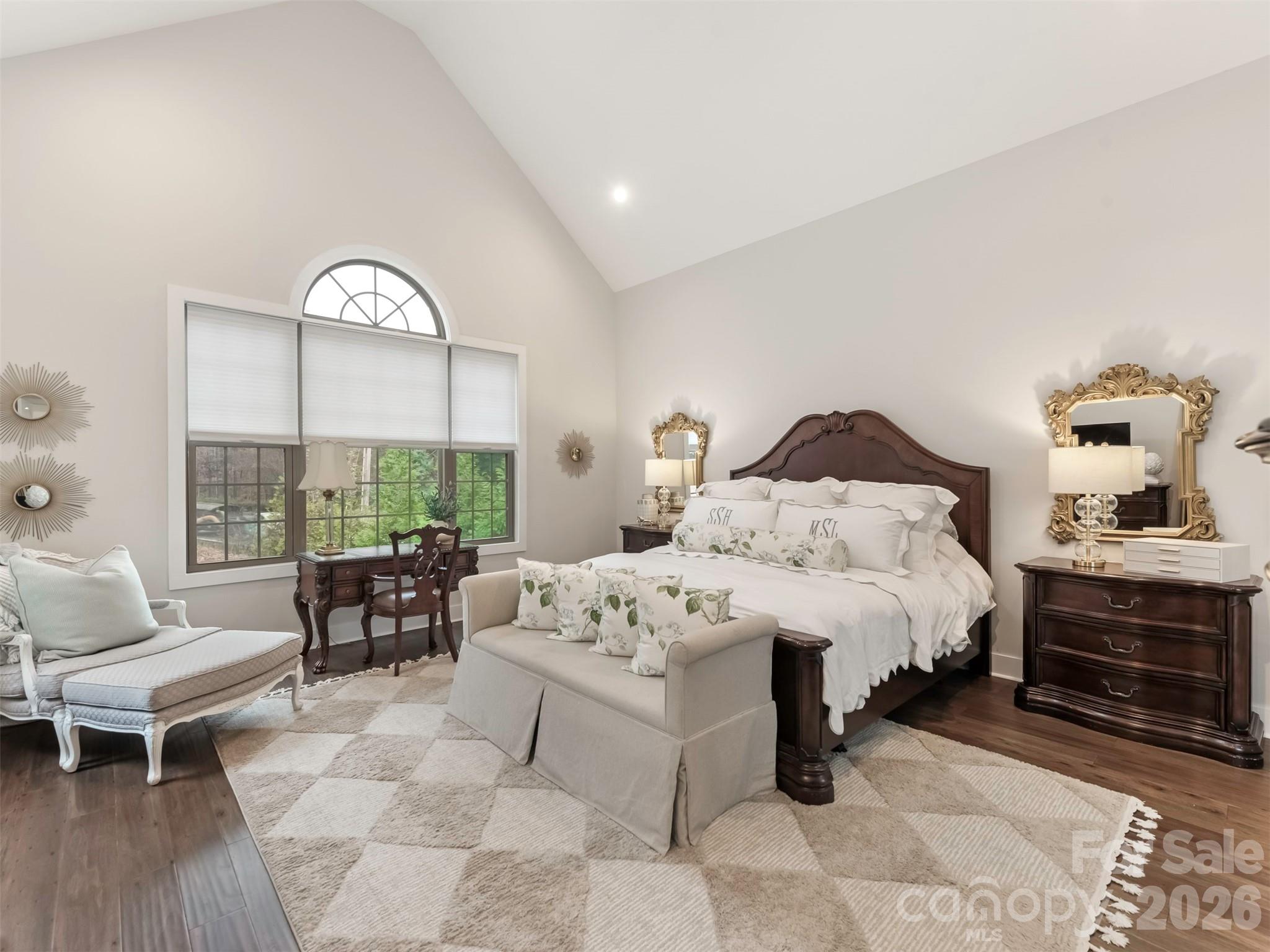 3000 Applewood Point Lane — Belmont