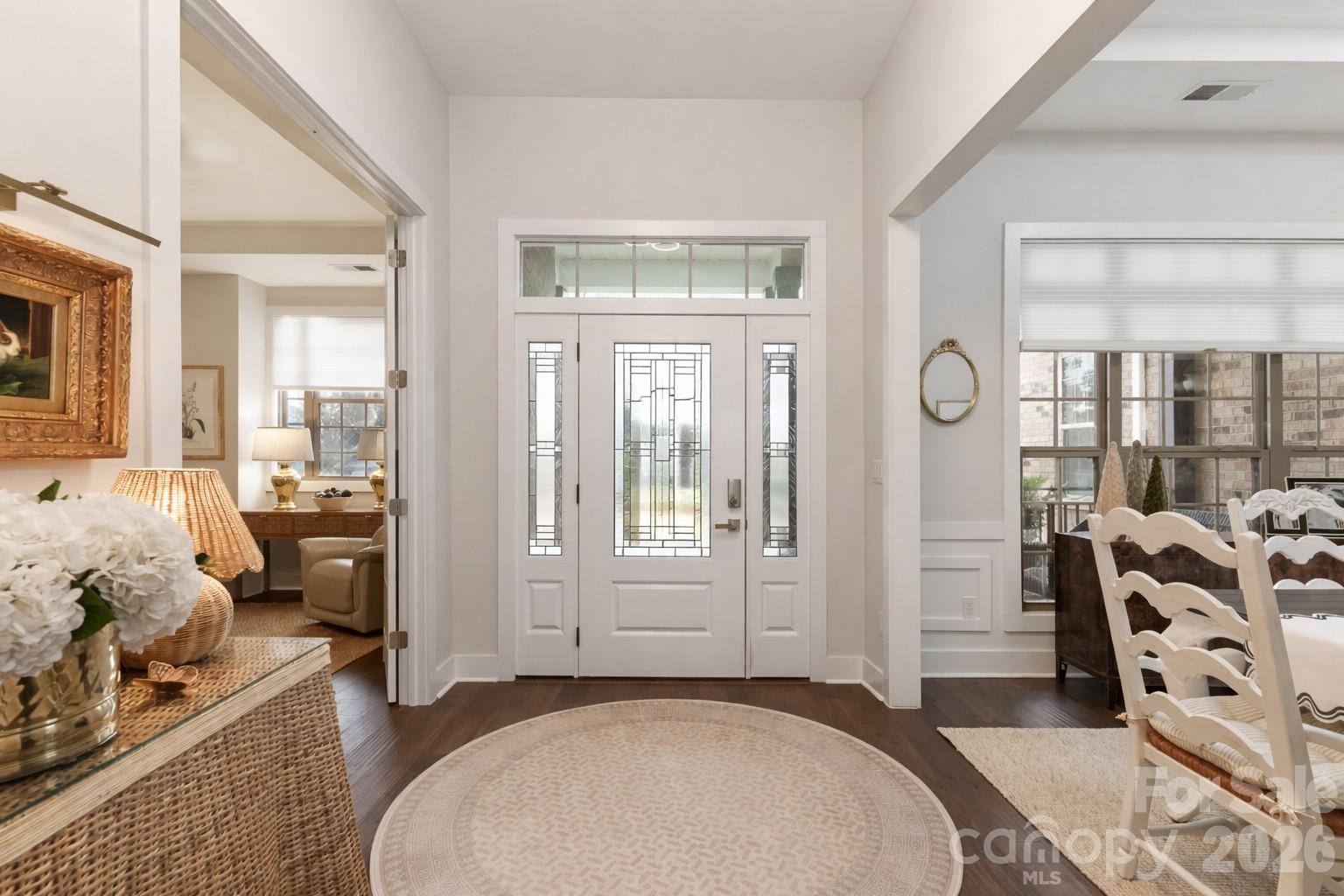 3000 Applewood Point Lane — Belmont