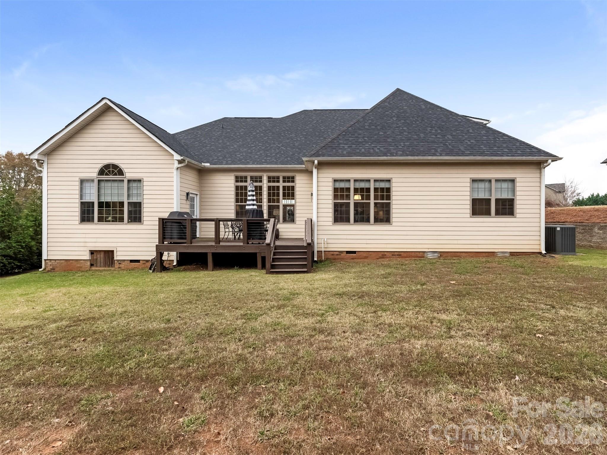 3000 Applewood Point Lane — Belmont