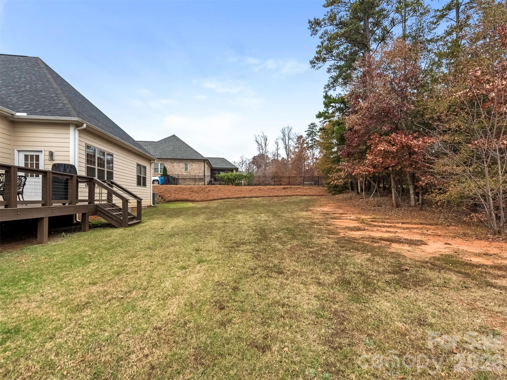 3000 Applewood Point Lane — Belmont