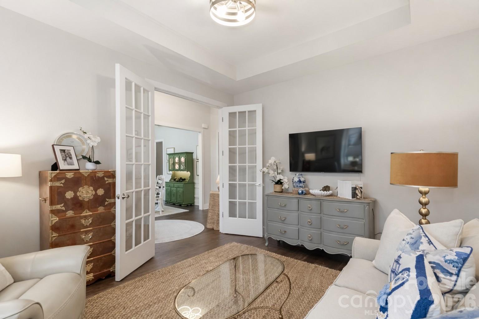 3000 Applewood Point Lane — Belmont